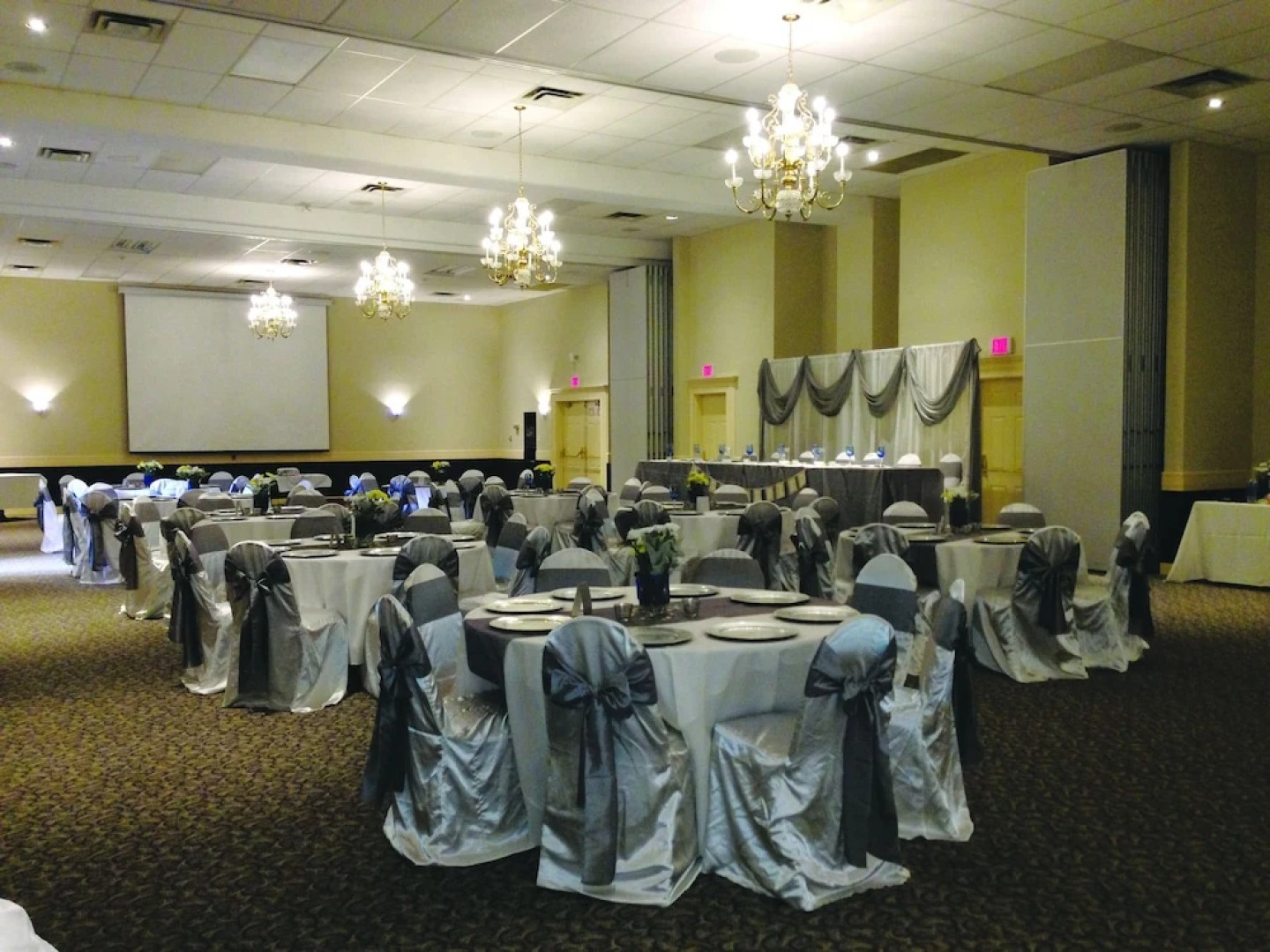 Vance Creek Hotel & Conference Centre