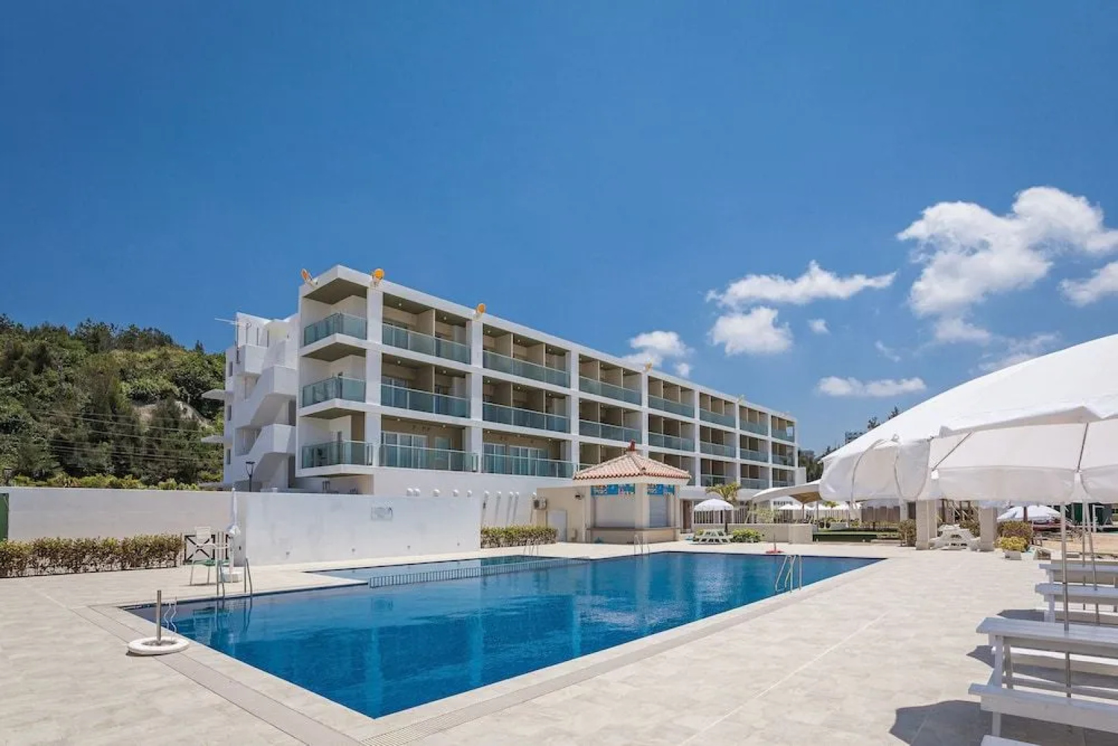 Kariyushi LCH Resort