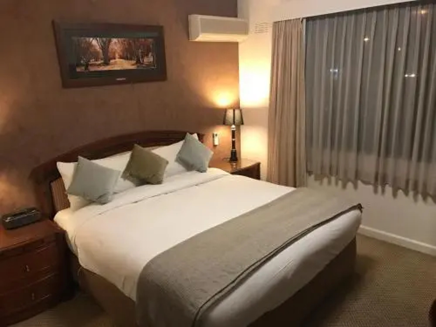 Quality Inn Country Plaza Queanbeyan