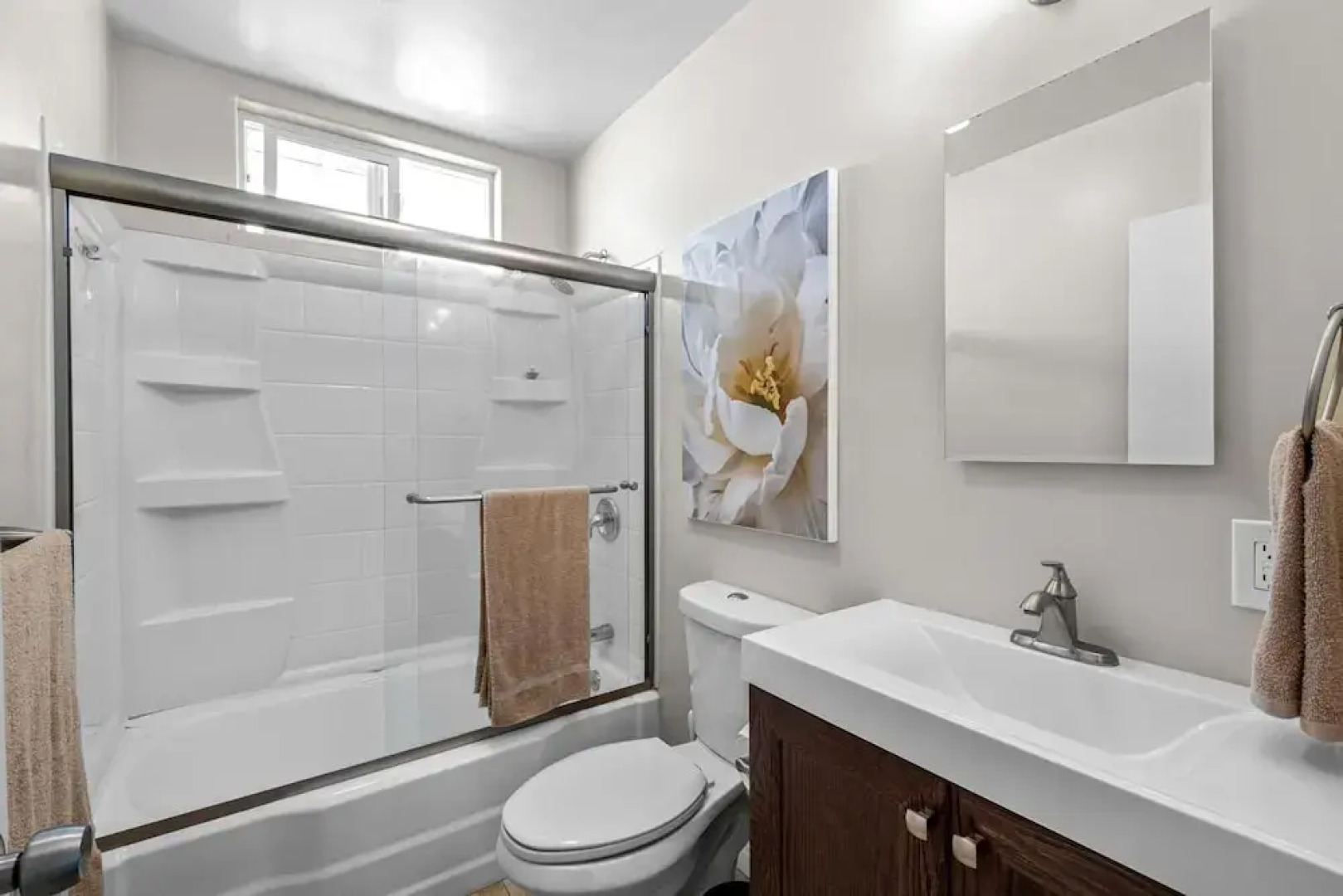 Beachside Apt With Laundry AC Patio