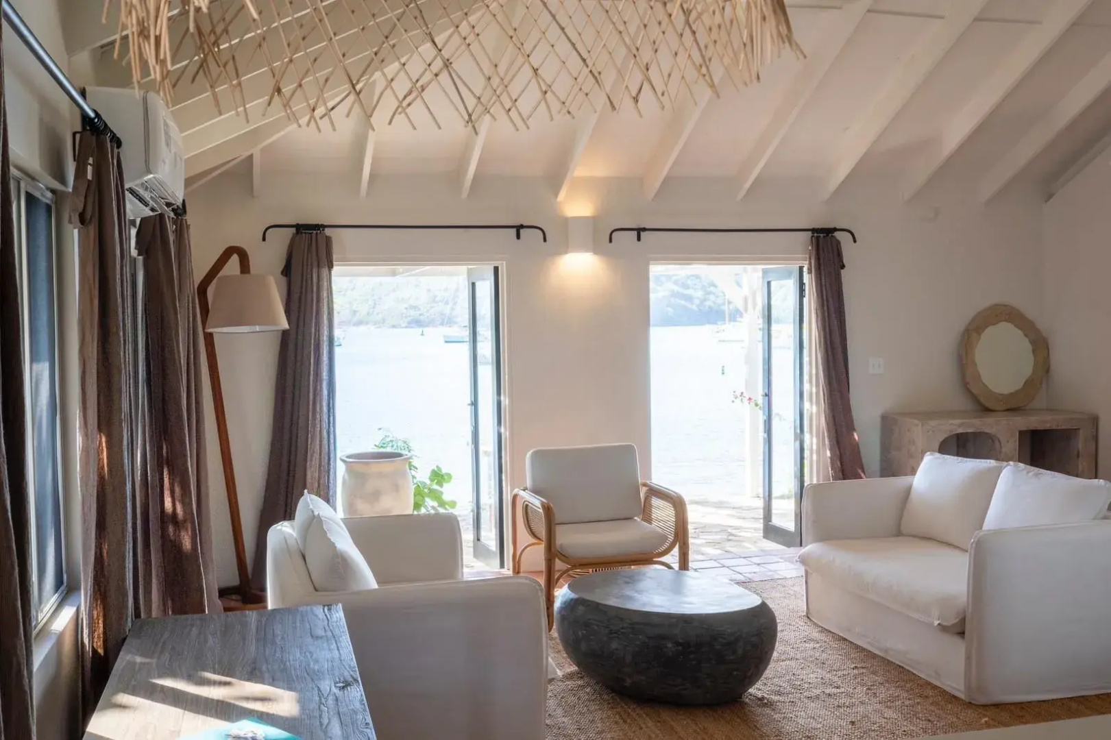 Galleon Beach Hotel