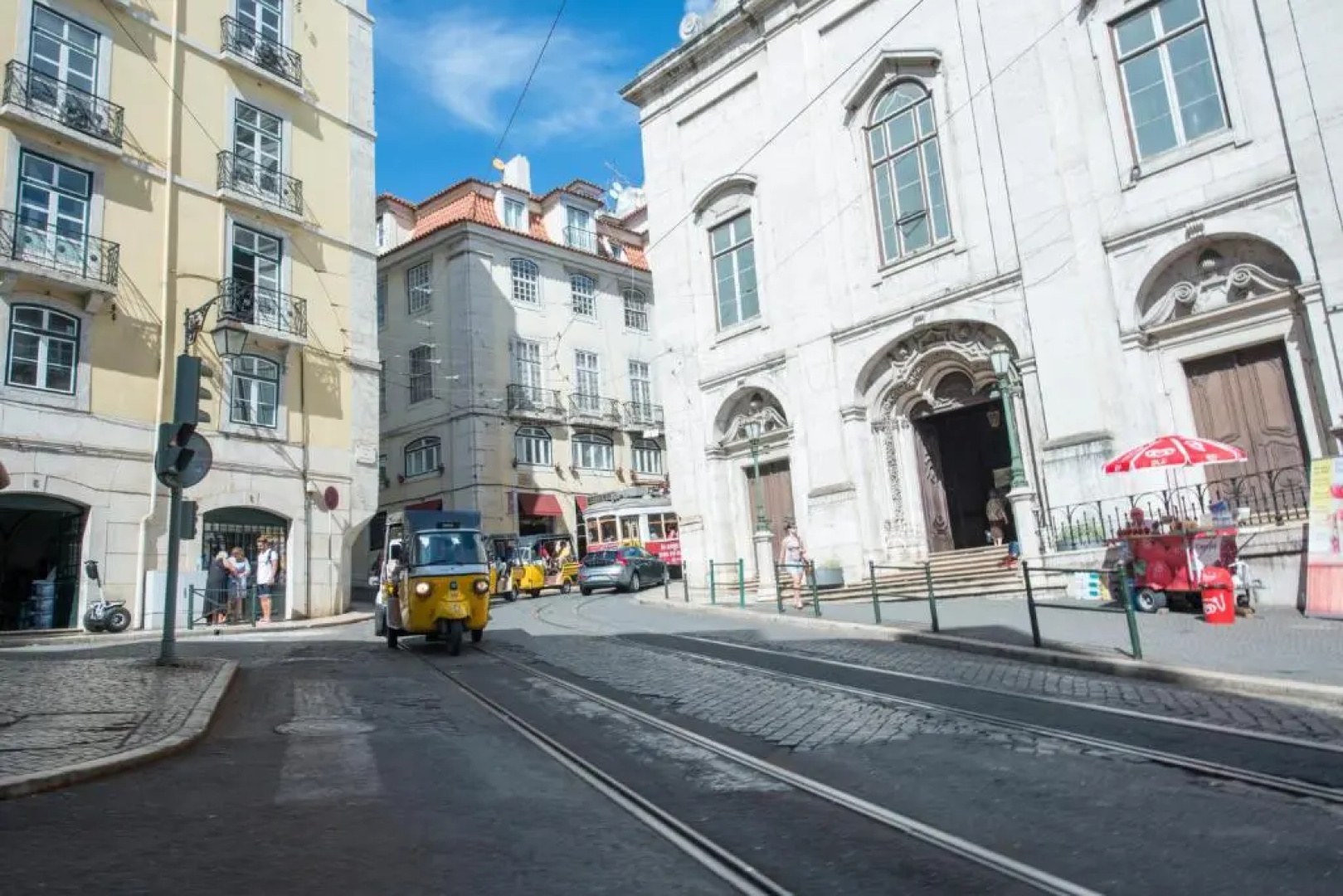 Portugal Here I Come - Alfama