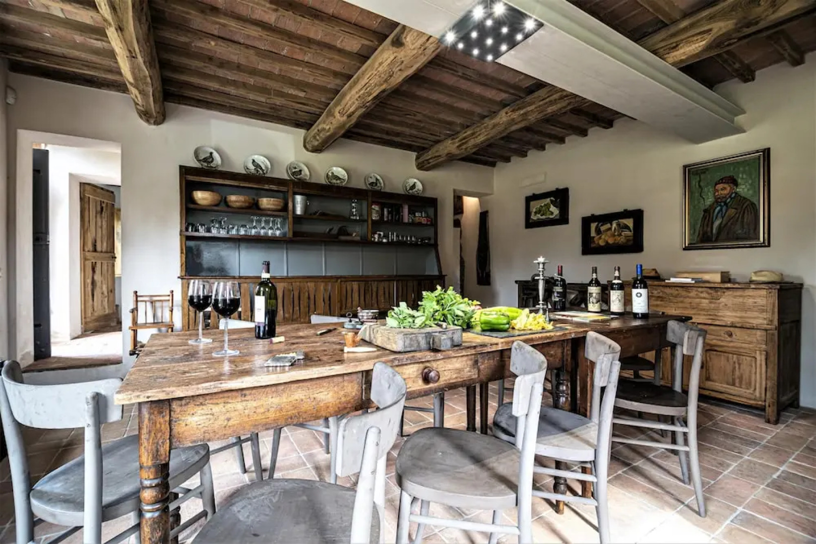 Villa With 4 Bedrooms in Monticiano Siena , With Private Pool and Wifi