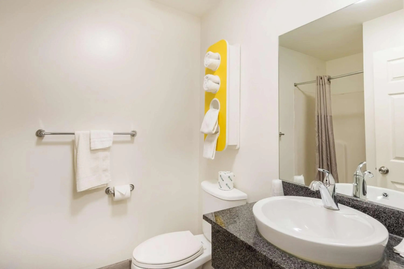 Savannah Suites Greenville