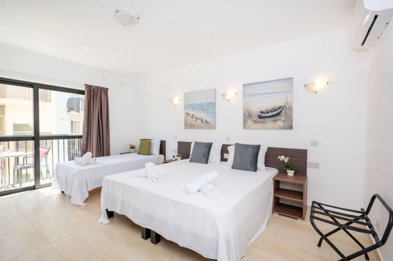 Islet Seafront 1 Bedroom Apartment