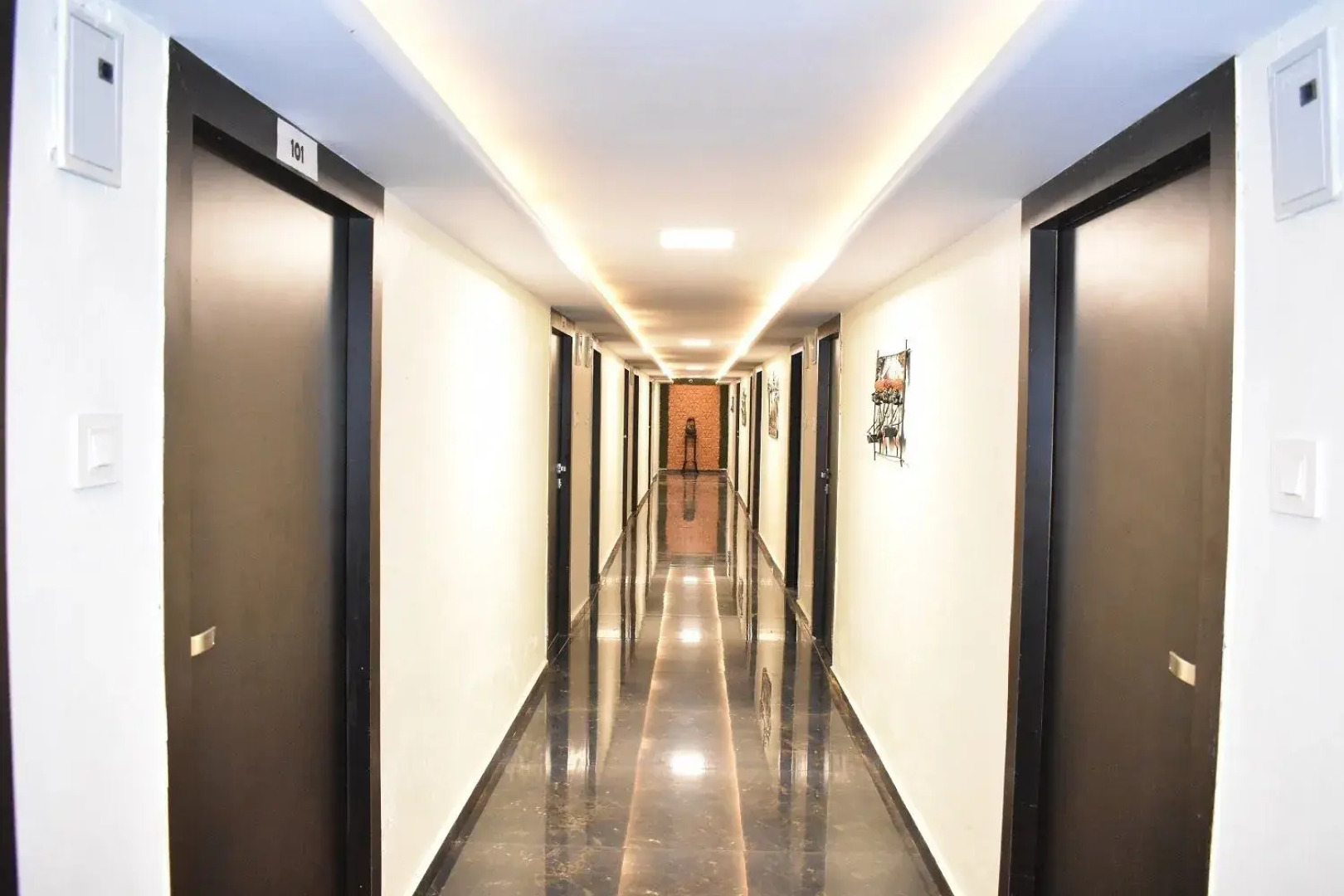 Hotel Shagun Residency