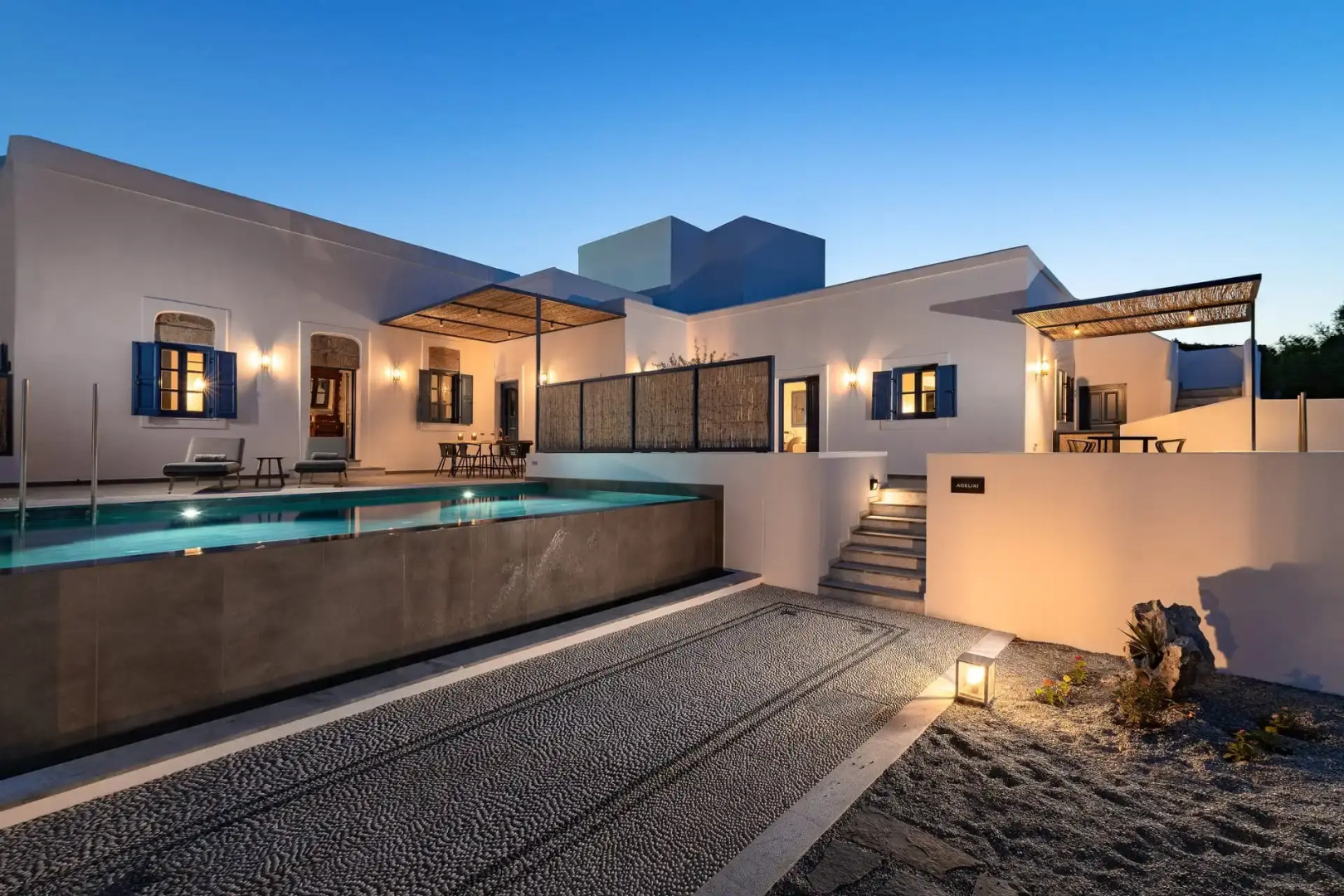 Kalathos Square Luxury Suites