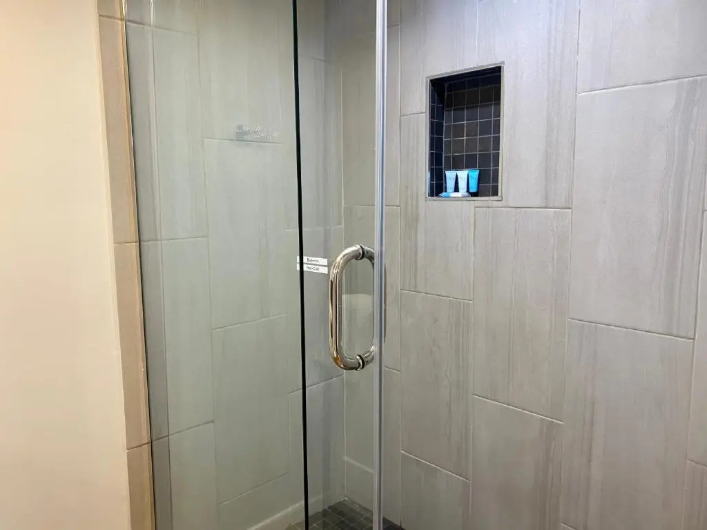 Steps To The Beach, Pacific City and Main Street - Studio