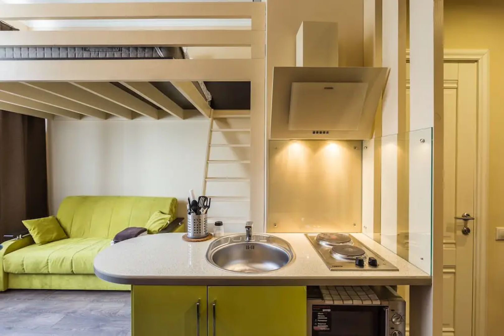 Apartments Grazdanskaya 9