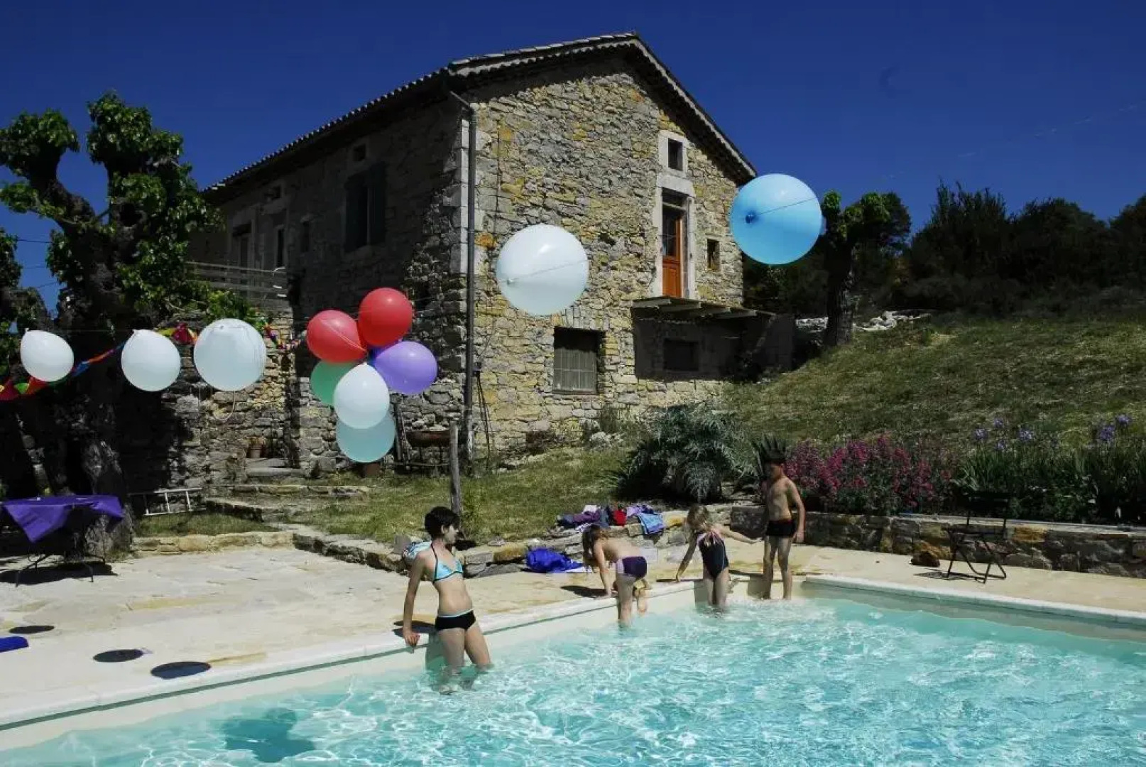 Lespine-10 min Caverne Pont d'Arc