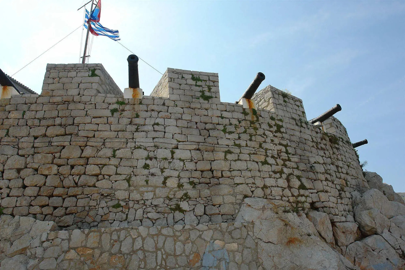 PortaDelMare Deluxe Suites