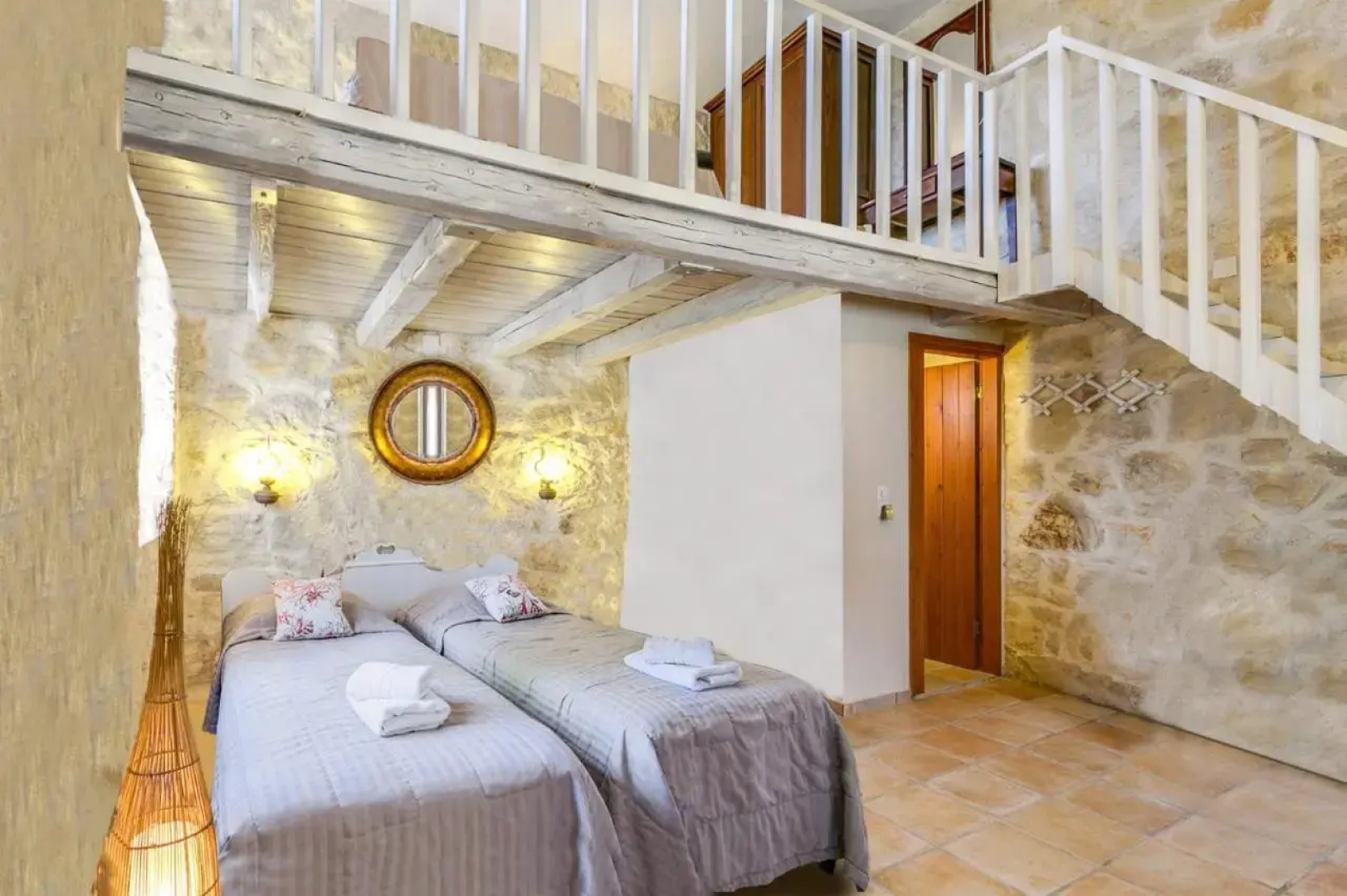 Villa Minos by Villa Plus