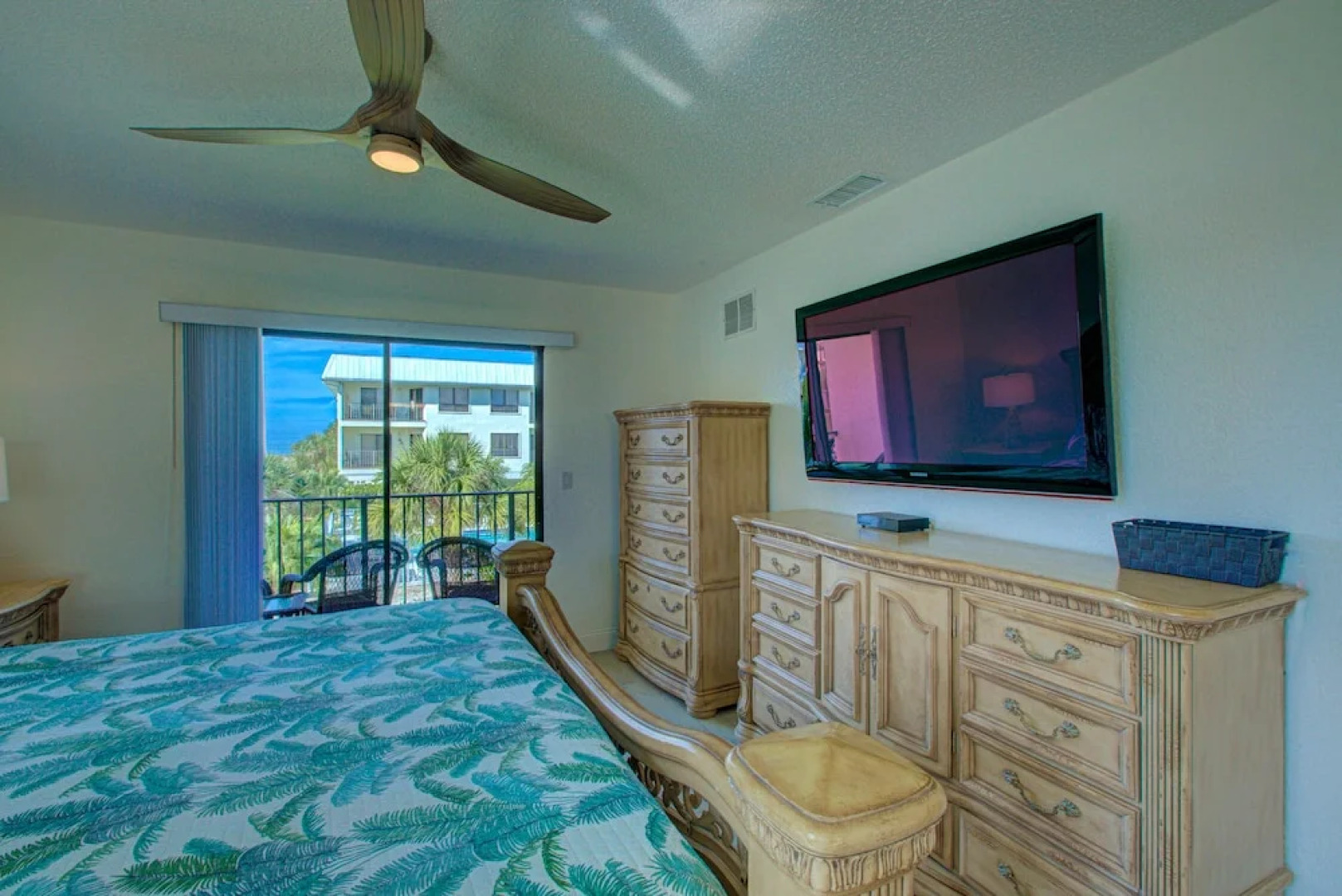 Absolute Anna Maria- 2 Bedroom Condo