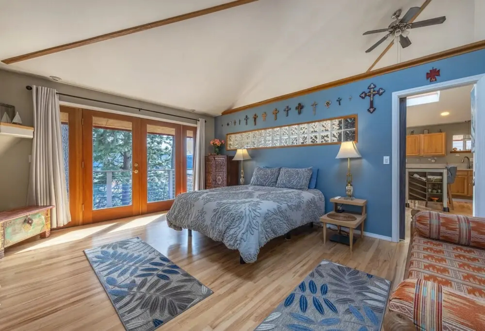 Lois Lane's Perch 1 Bedroom Home By Redawning