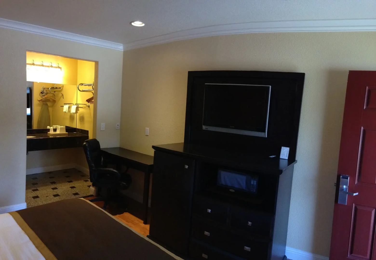 Monterey Surf Inn