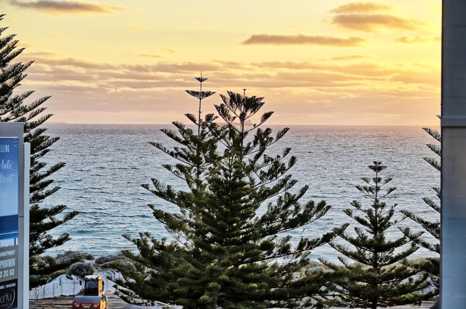 West Beach Lagoon 221 - Stylish Apartment