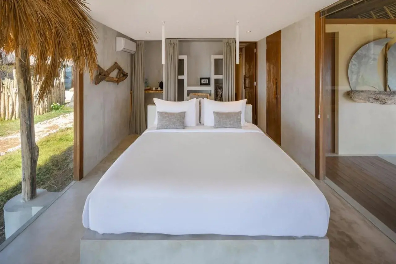 Bleu MATHIS Gili Asahan