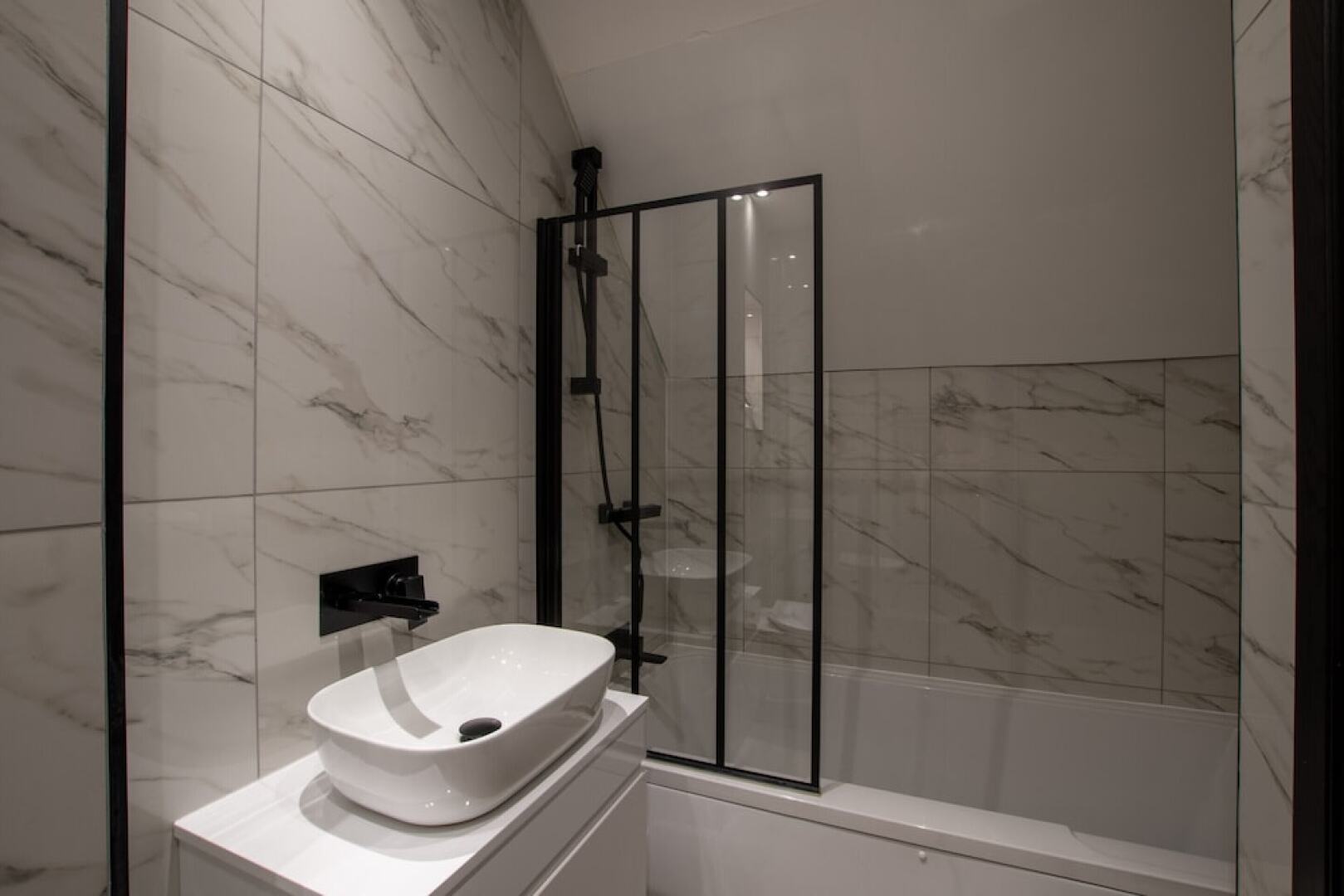 Northern Hideaways Apple Store, Ellingham