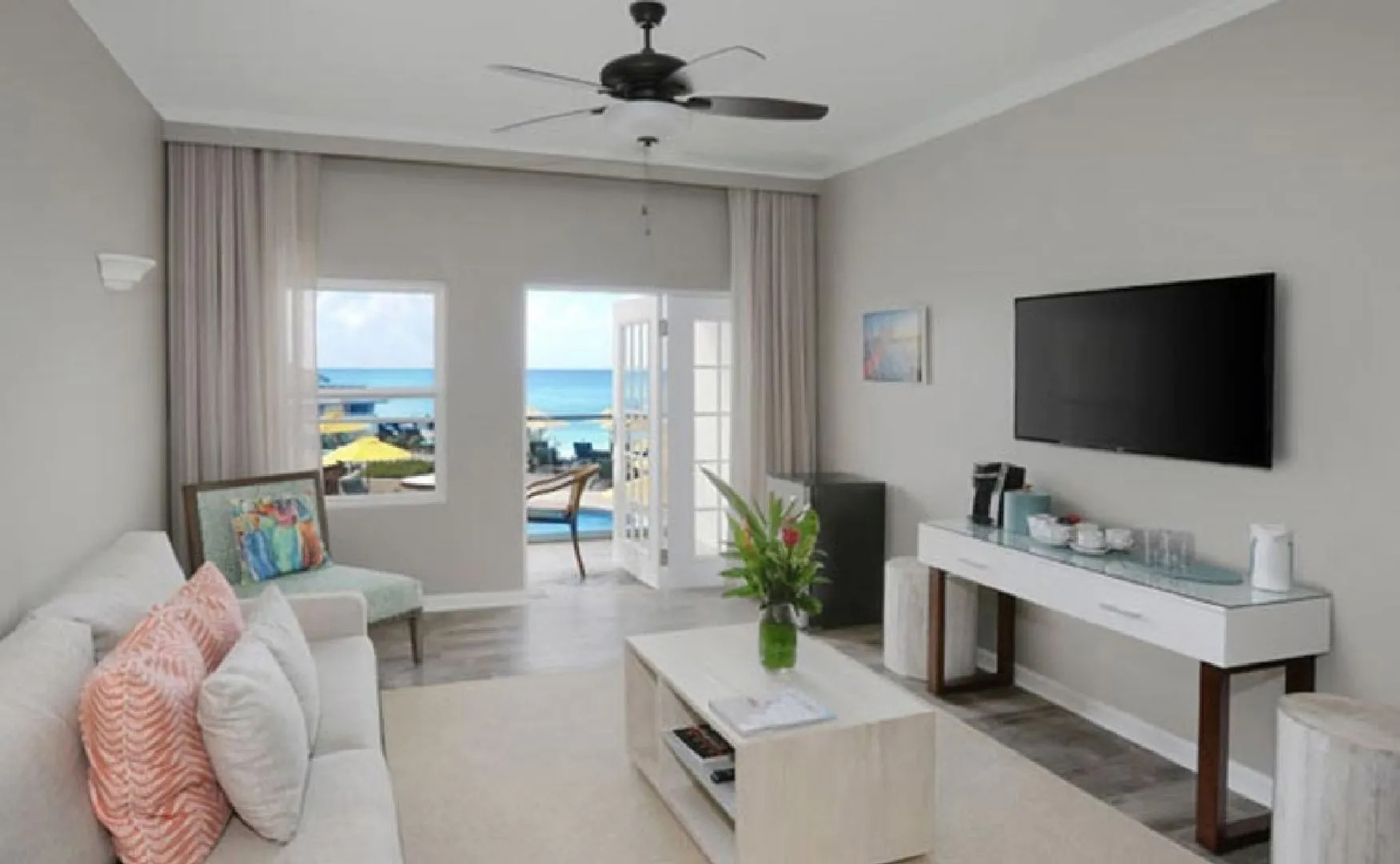 Sea Breeze Beach House by Ocean Hotels - All Inclusive