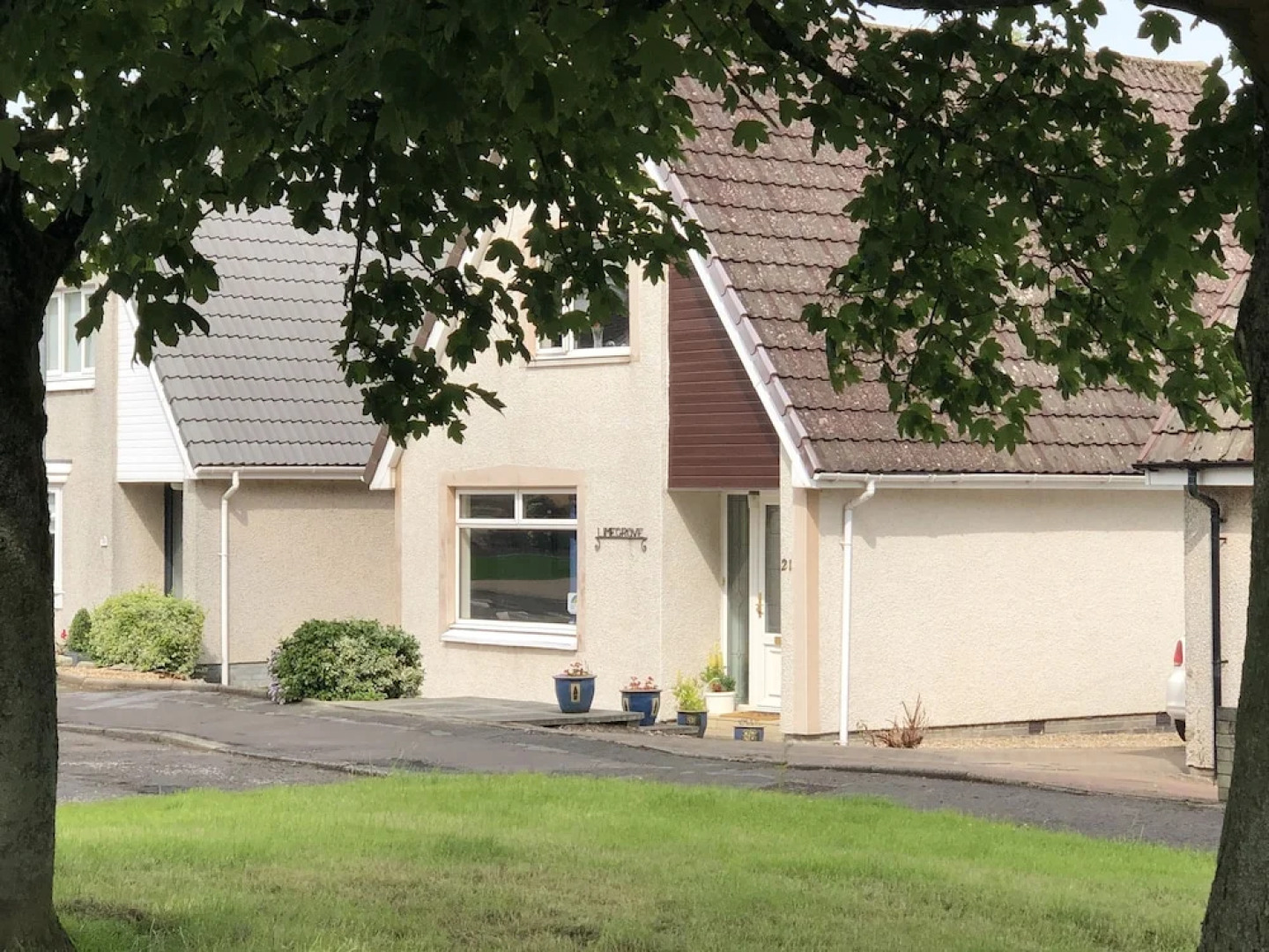 Limegrove, Comfortable Three Bedroom House