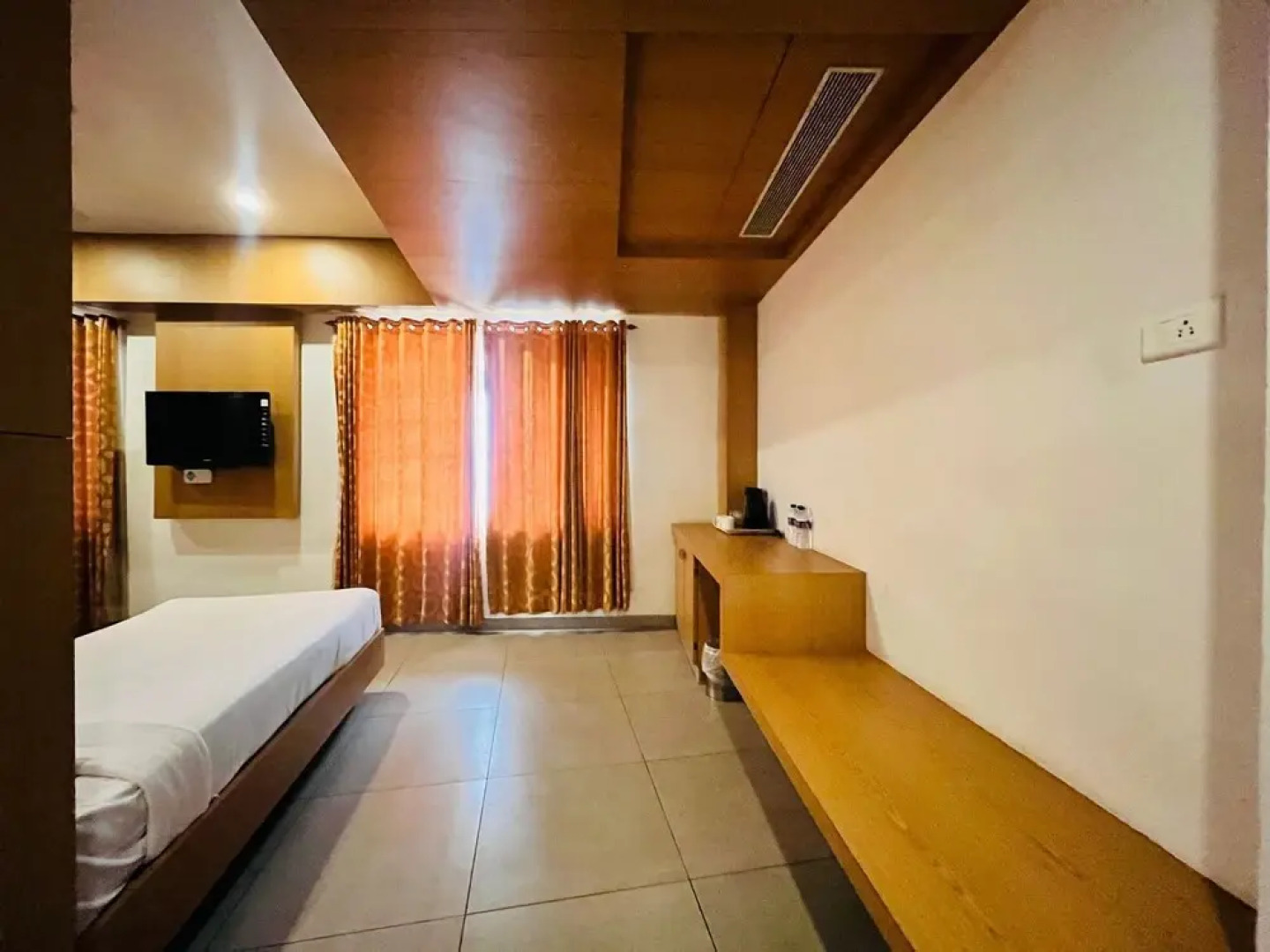 PLA Rathna Residency Trichy