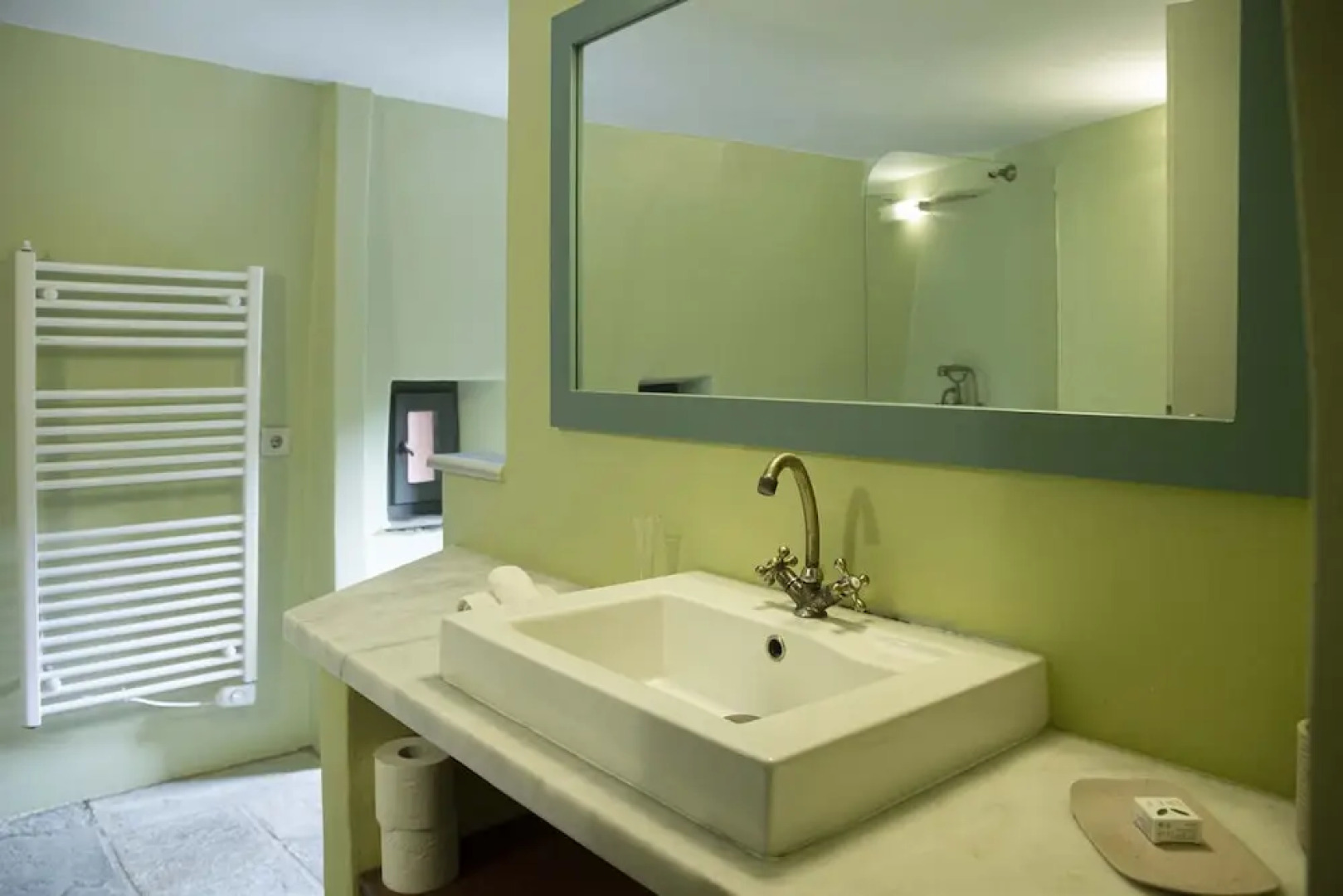 Under the Linden Tree Tinos