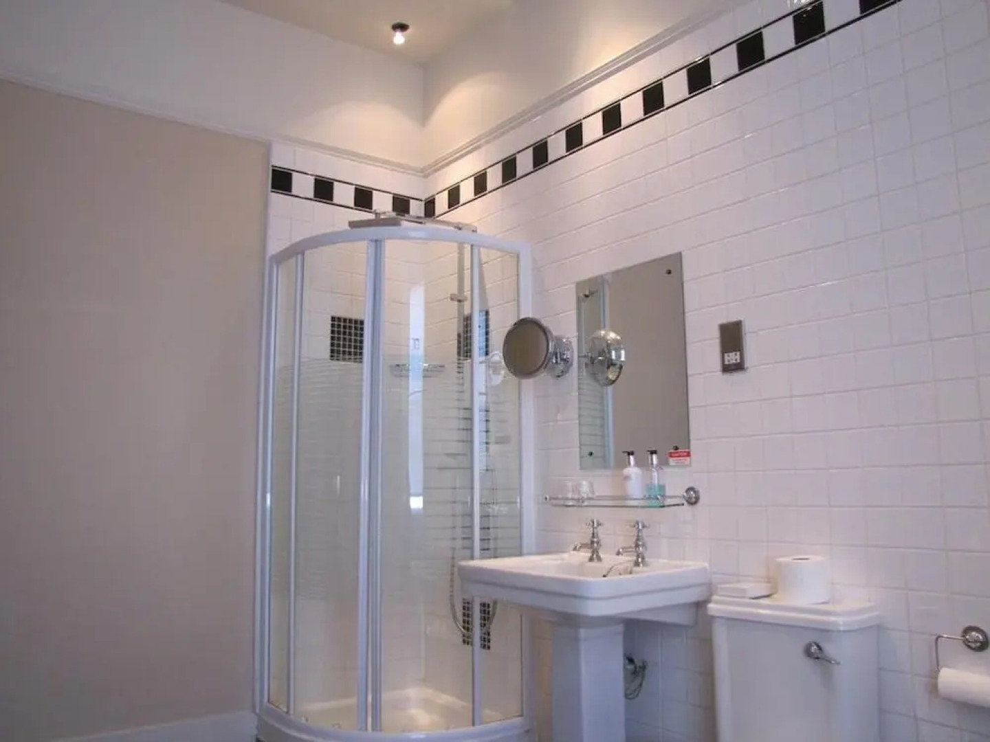 Kings Arms Hotel Westerham by Greene King Inns