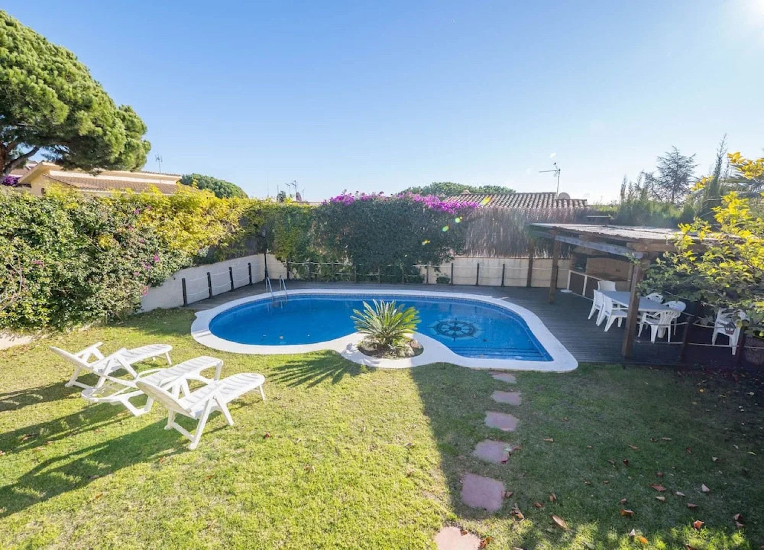 HomeHolidaysRentals Niza - Costa BCN