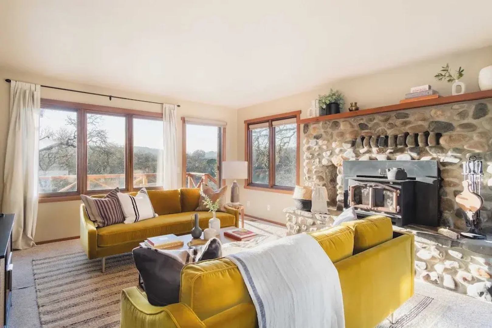 Gable by Avantstay Beautiful 3.5 Acre Oasis w/ Gorgeous Views, Pool & Hot Tub