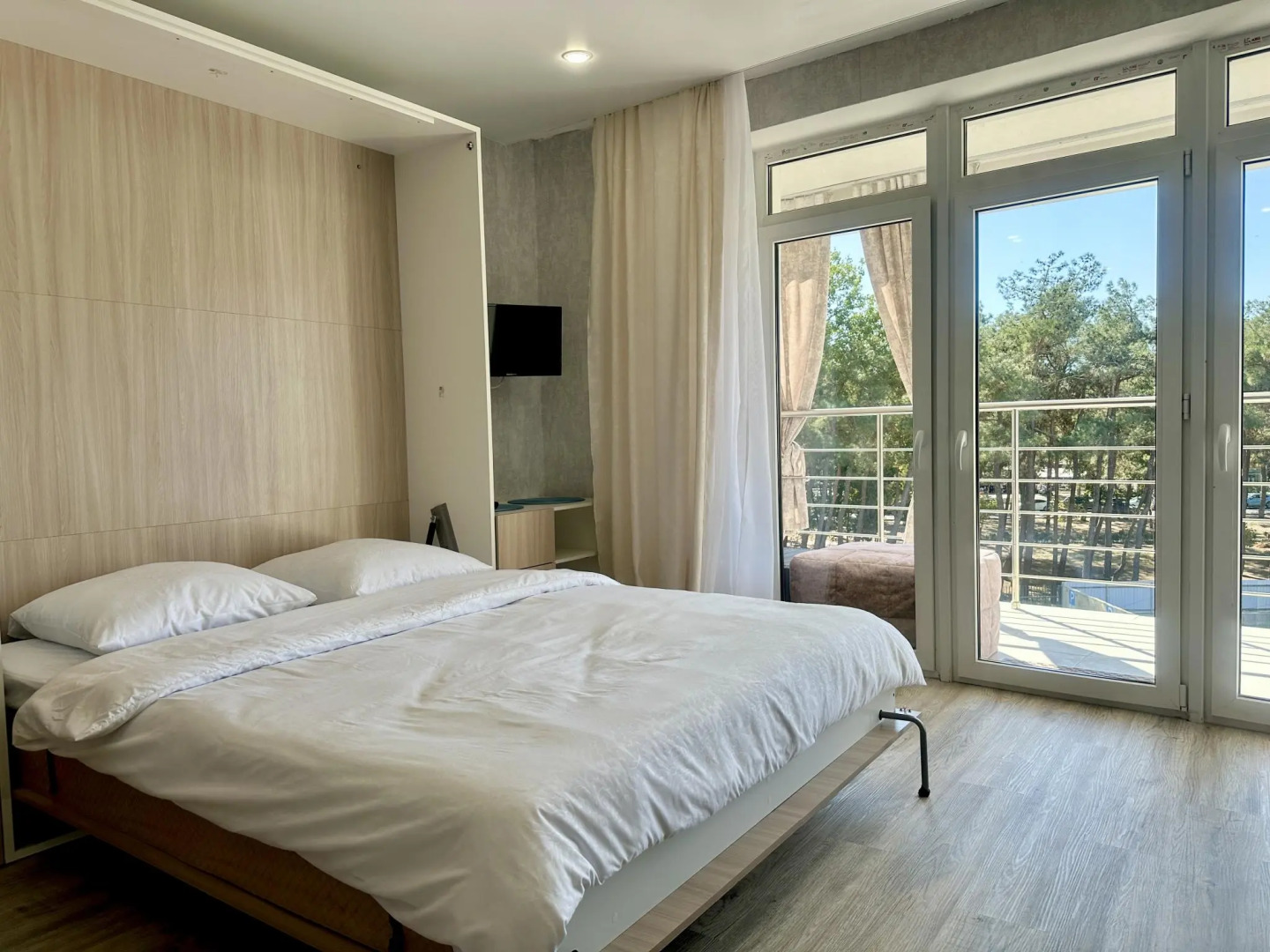 Апартаменты Монако 24 на Пионерском 272А (83)