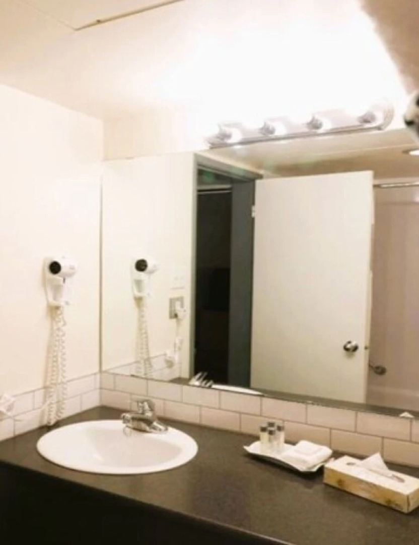 Riviera Hotel Tower Route 97 Vernon BC