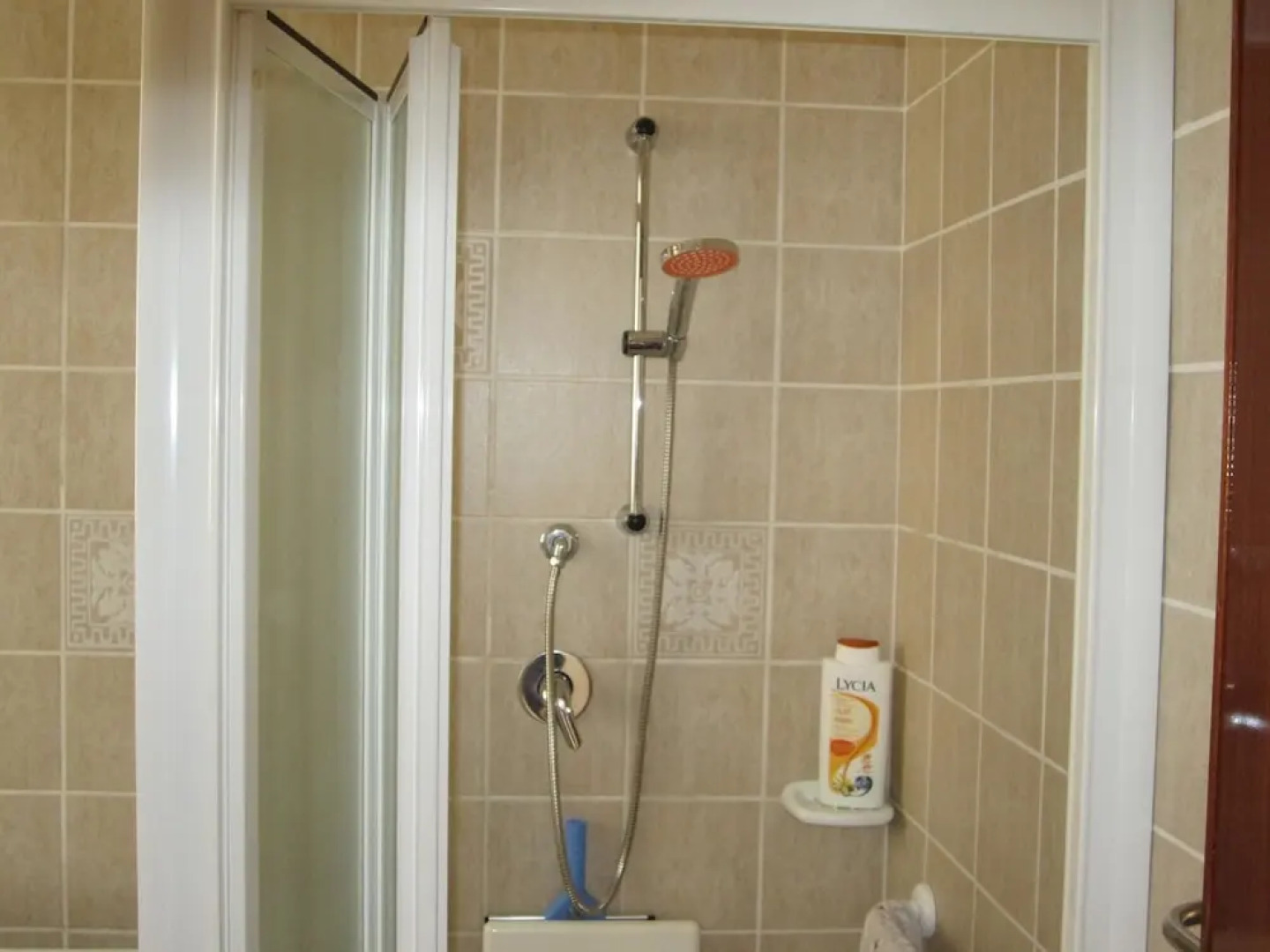 House With 2 Bedrooms in Villalfonsina, With Wonderful sea View and Te