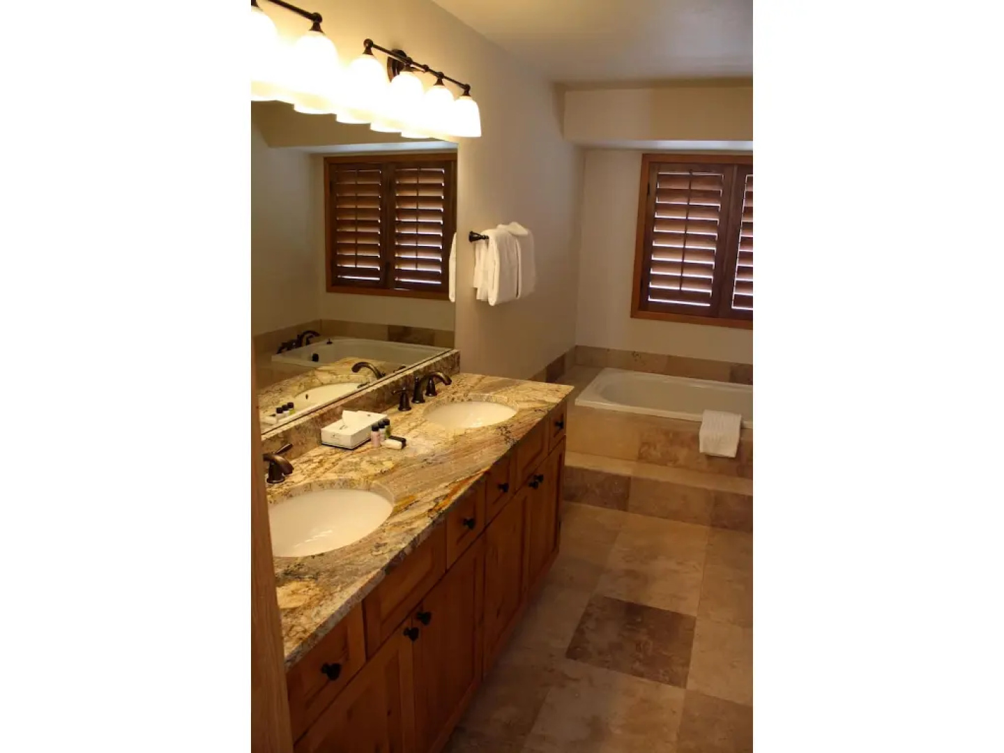Woods Manor Condo