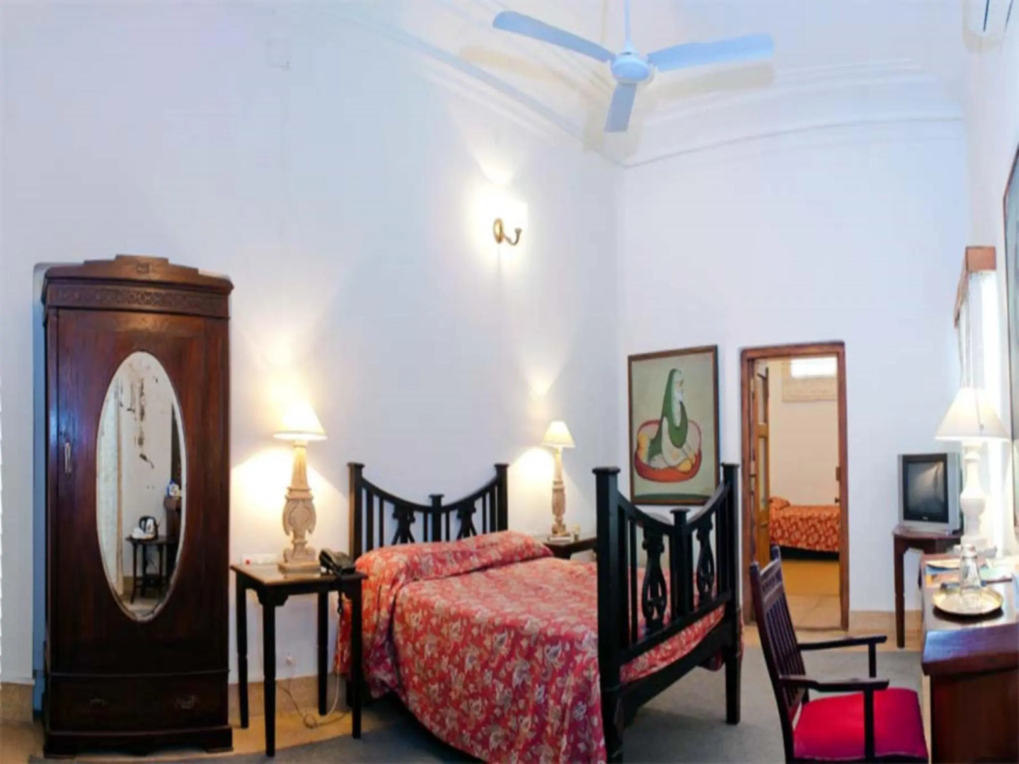 Neemrana's Baradari Palace