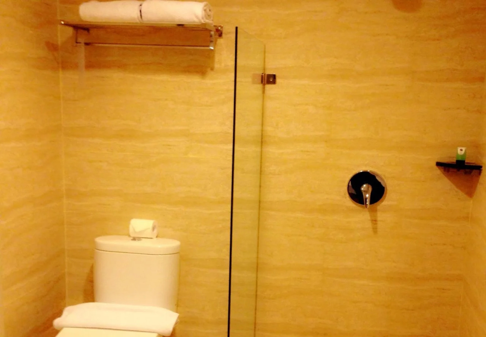 Aswin Inn Panakkukang