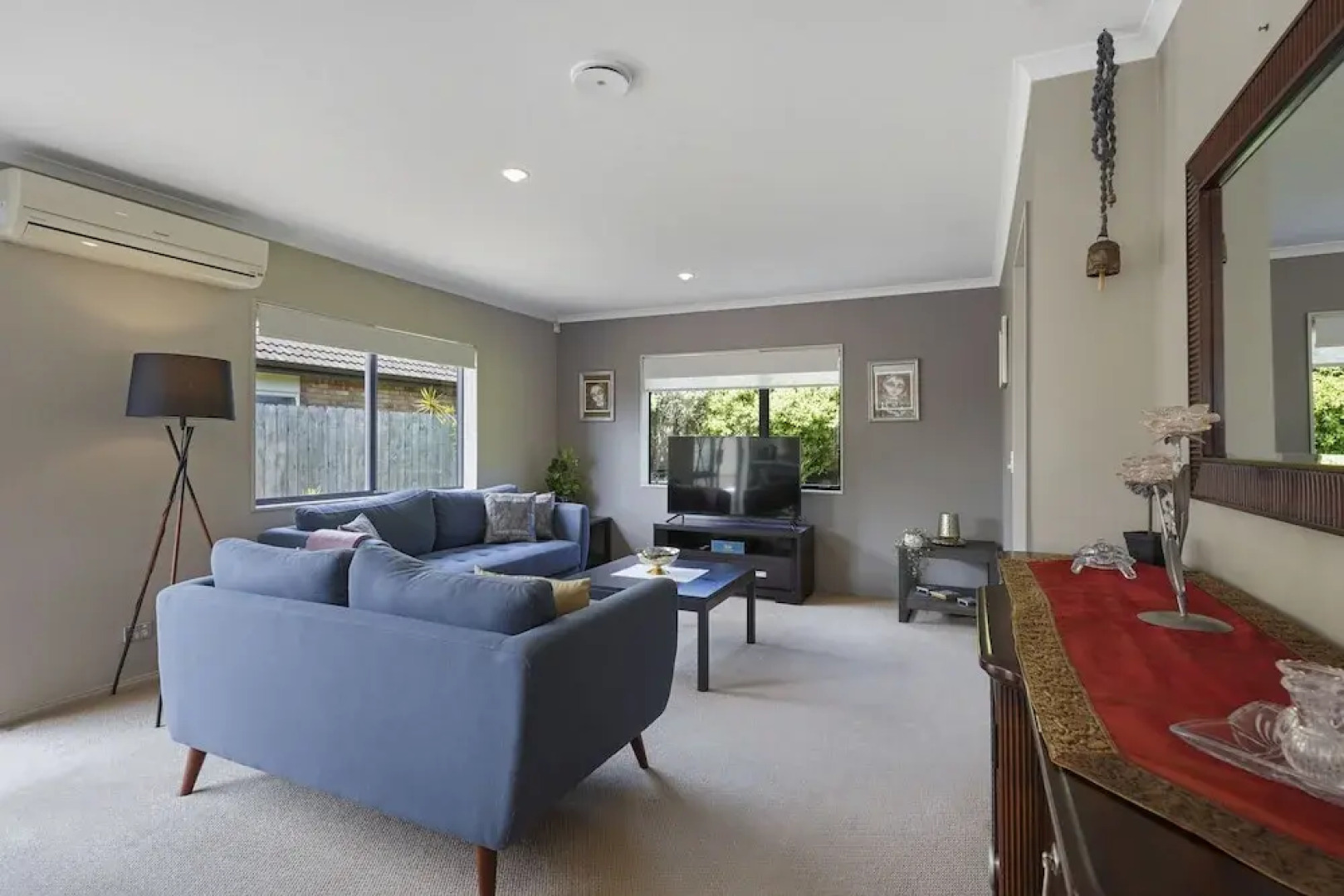 Spacious Family Home -Fully Fenced Yard