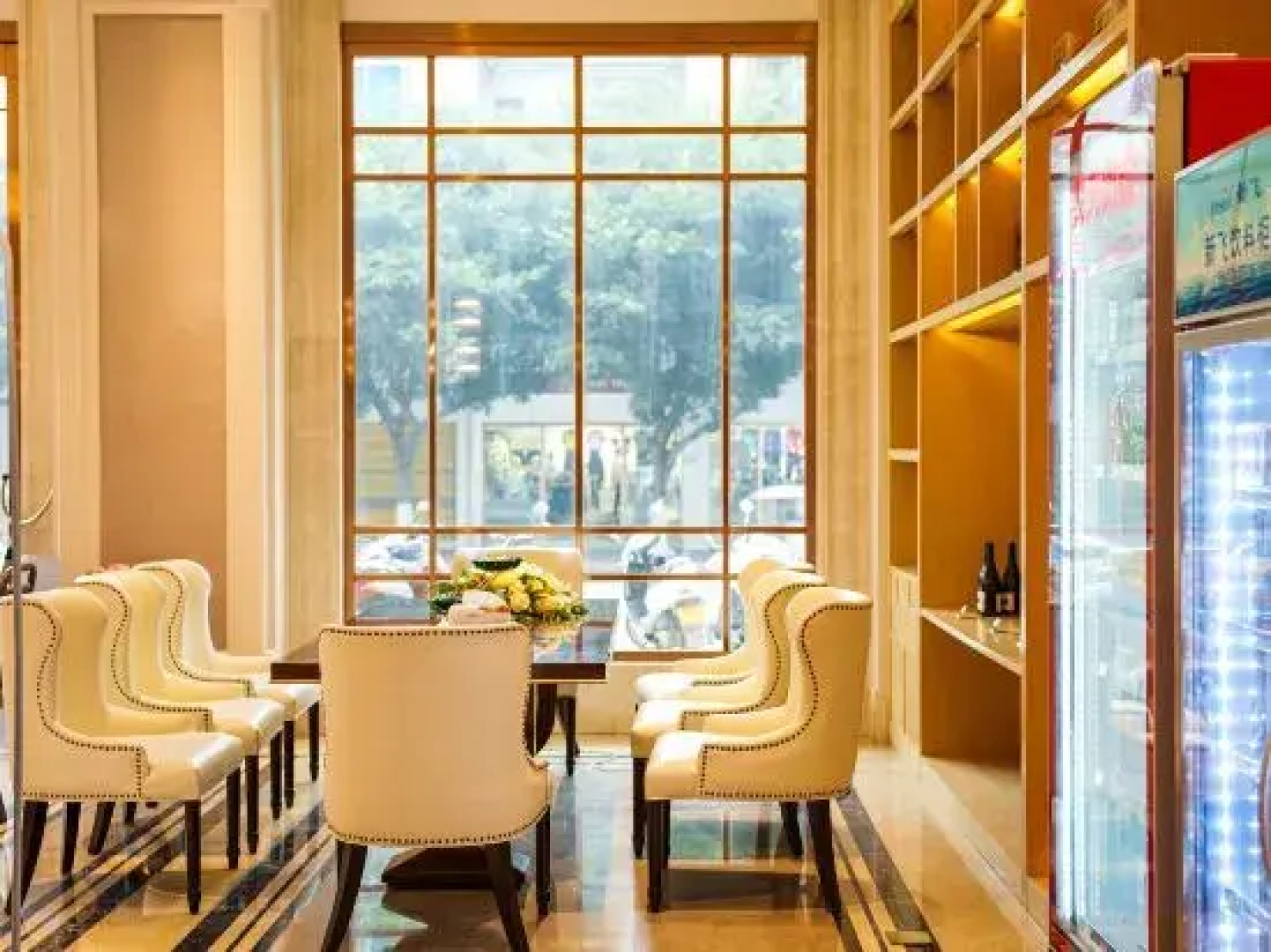 Vienna Hotel (Yanshan Qidu International Store)