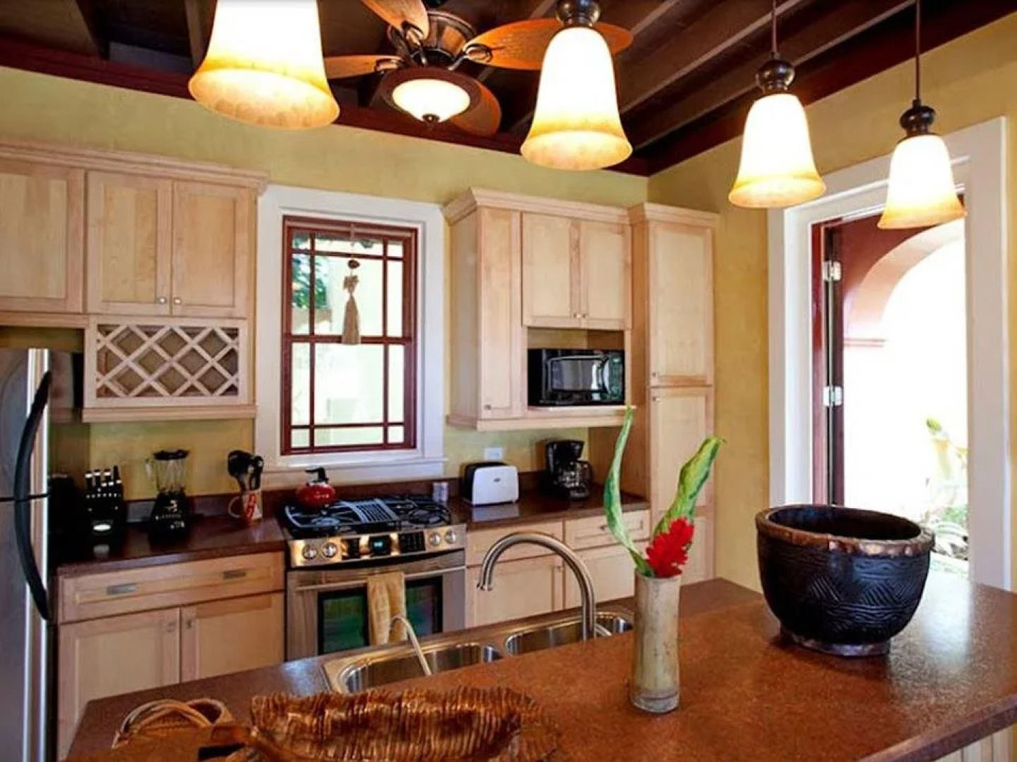 Hermosa Cove Villa Resort and Suites