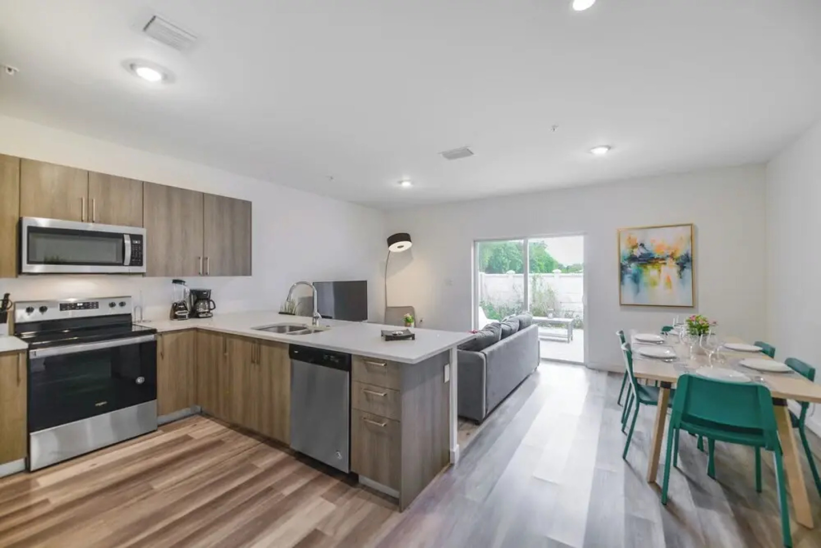 Stylish Townhouses by Design District