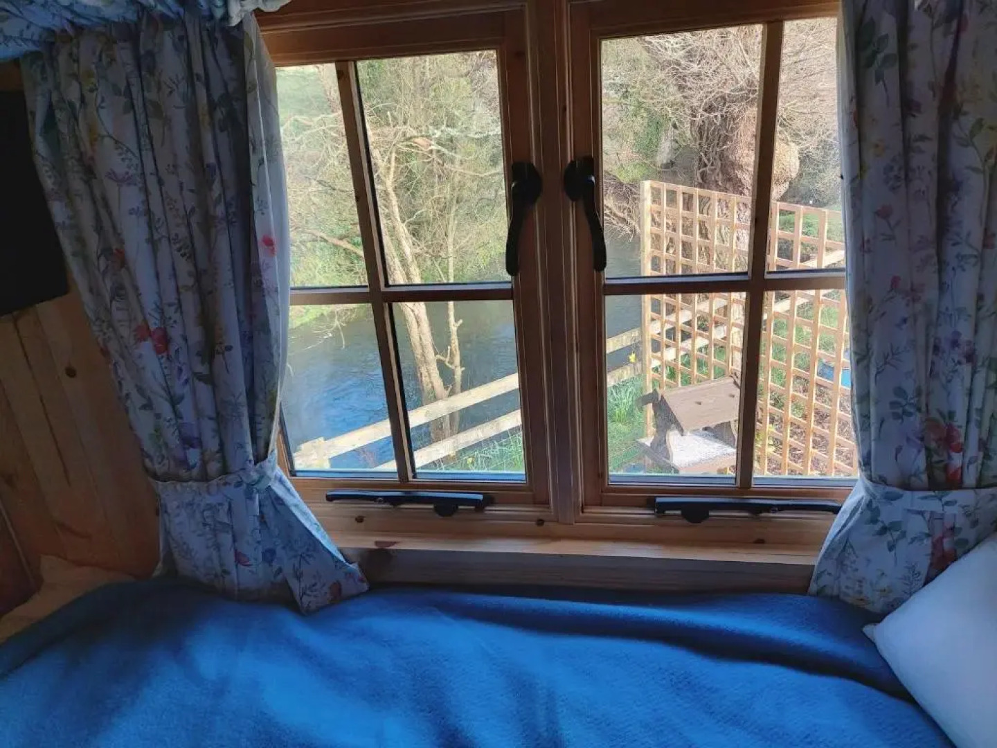 The Old Mill Shepherd's Hut