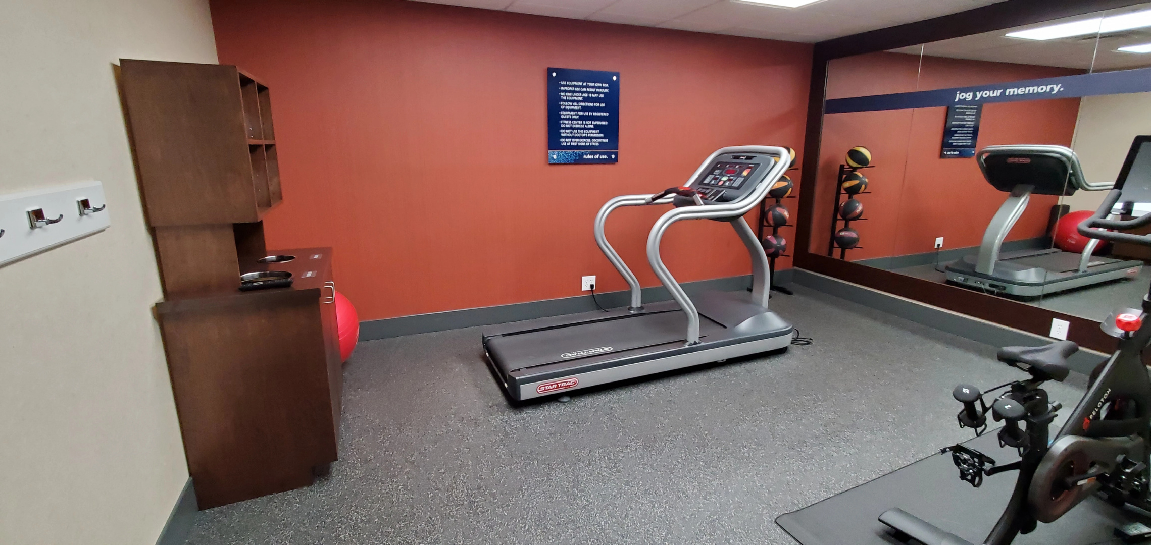 Hampton Inn Hillsville