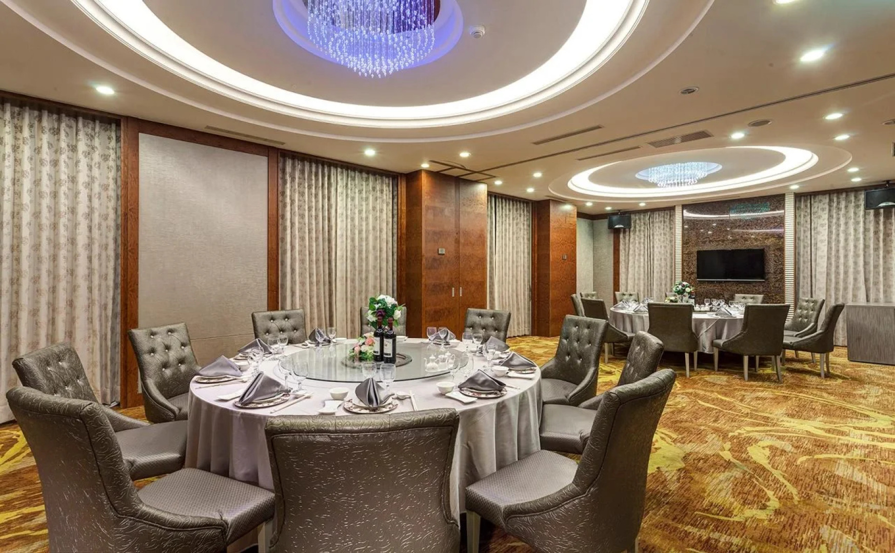 Отель Golden Tulip - Aesthetics