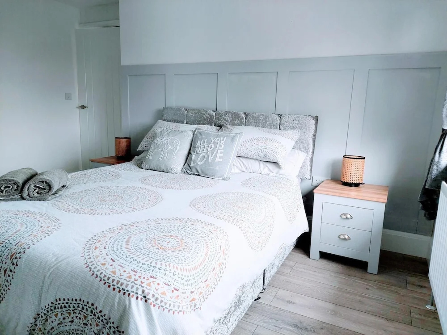 Serenity Holiday Let in South Chard