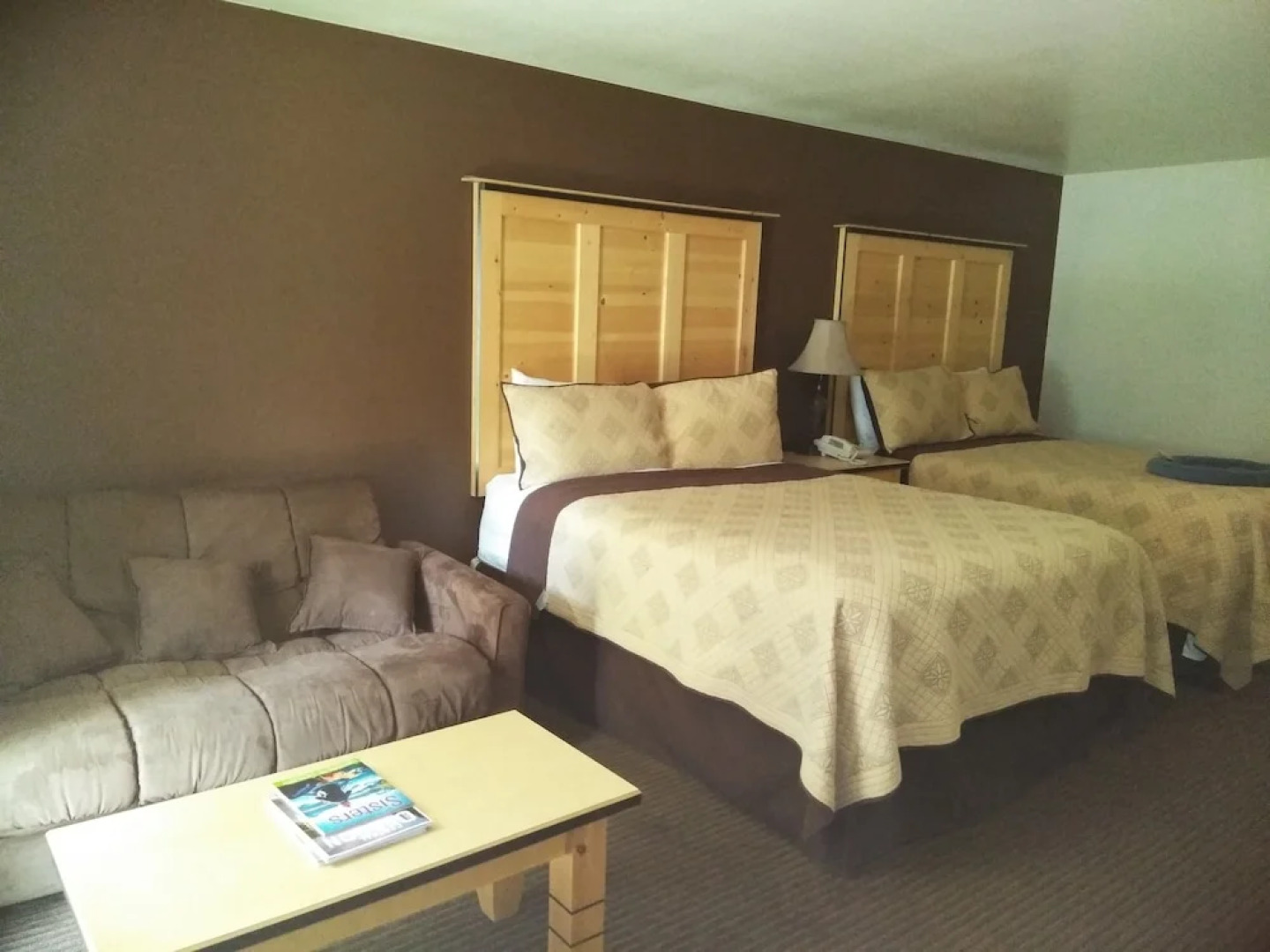 Sisters Inn And Suites