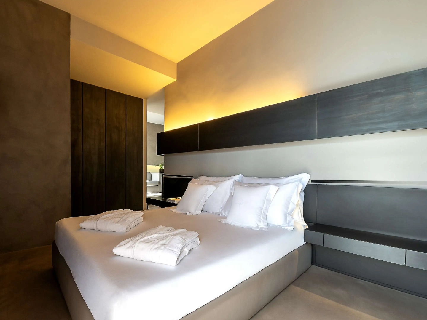 Victoria Palace Hotel