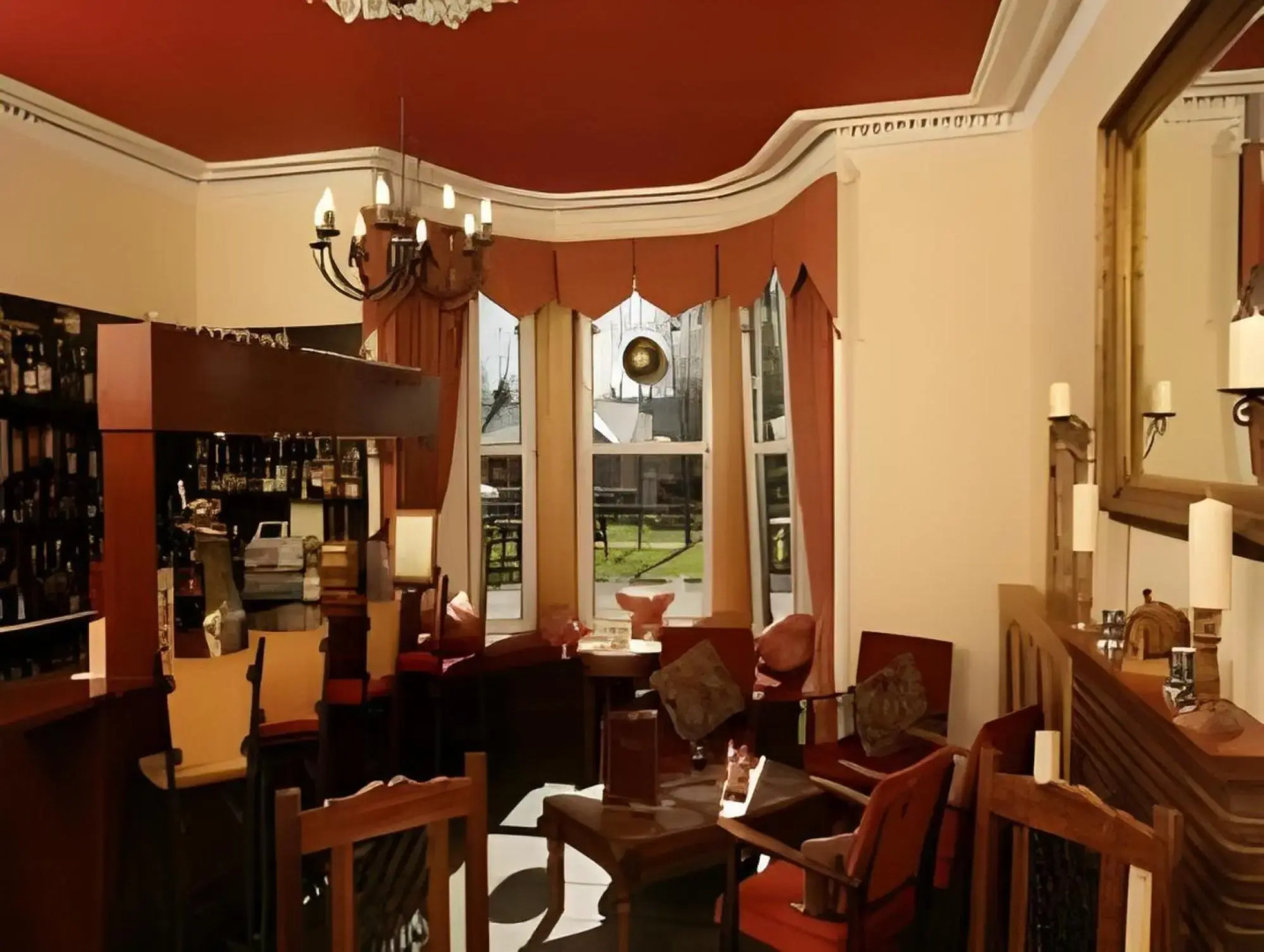 Poppies Hotel