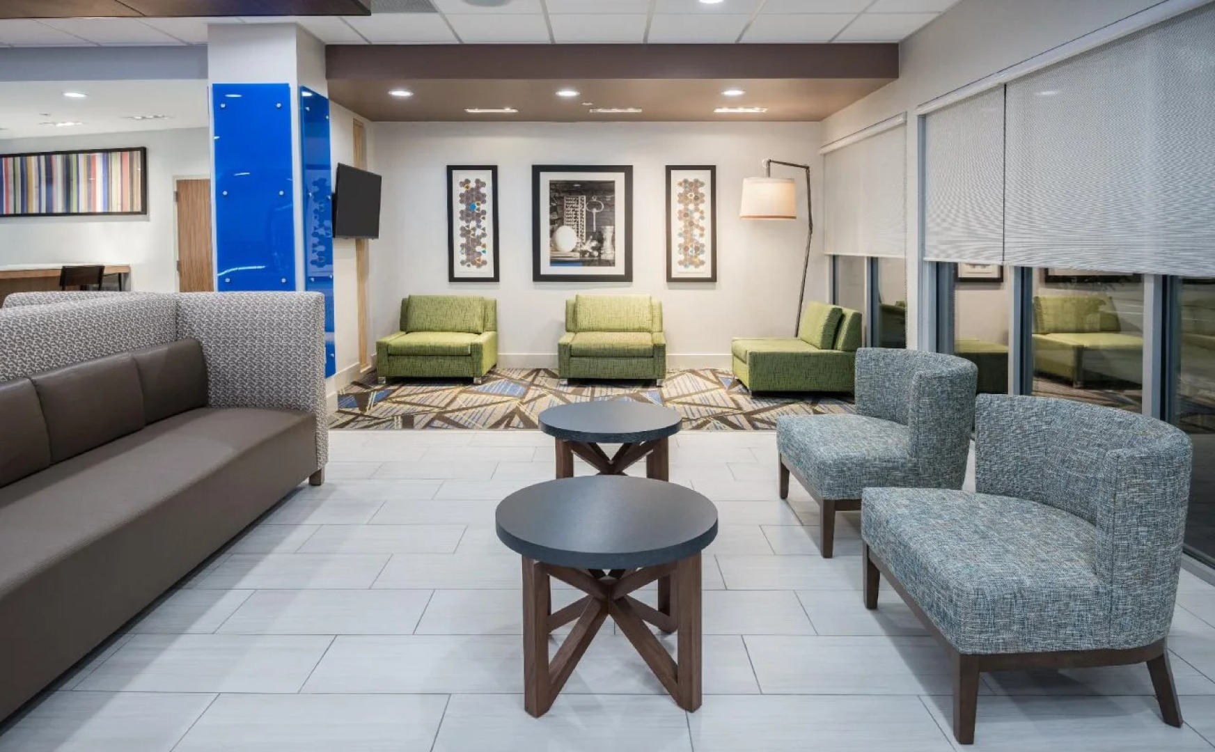 Holiday Inn Express & Suites Sugar Land SE - Missouri City by IHG