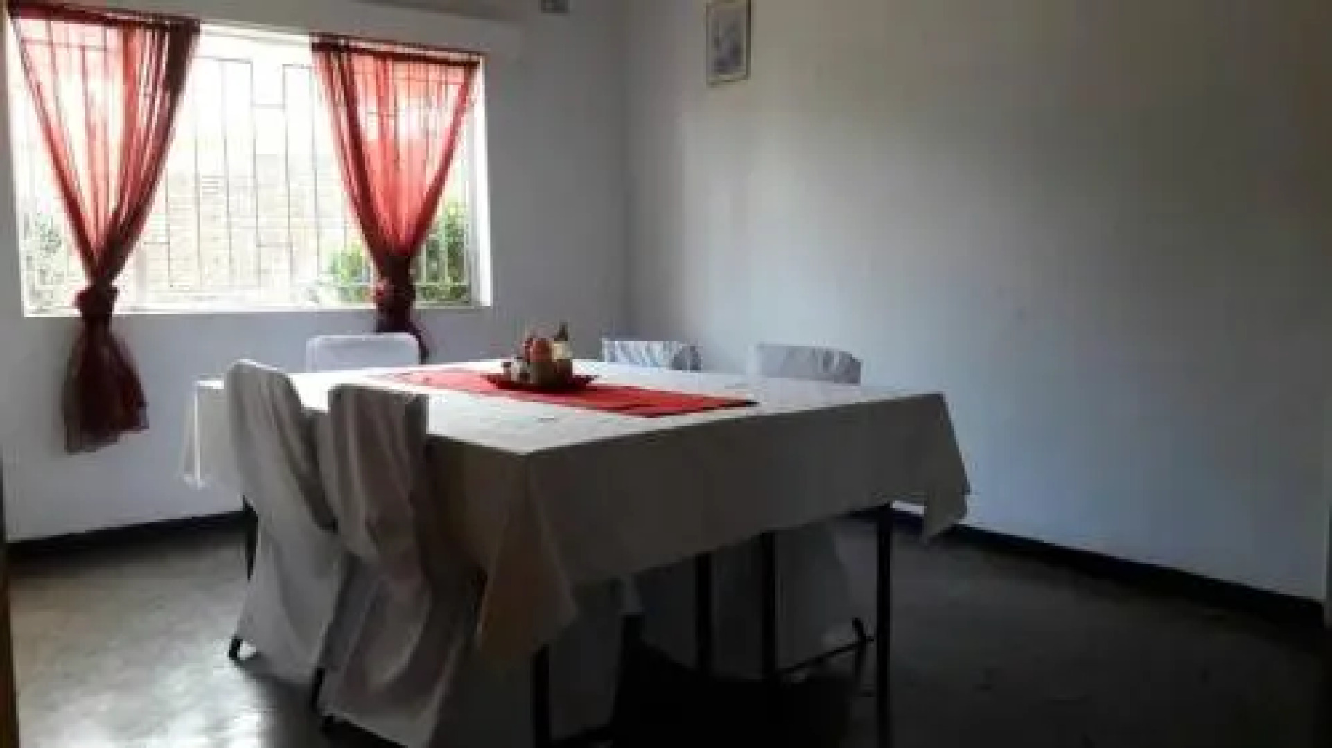 Domino Accommodation and Restaurant