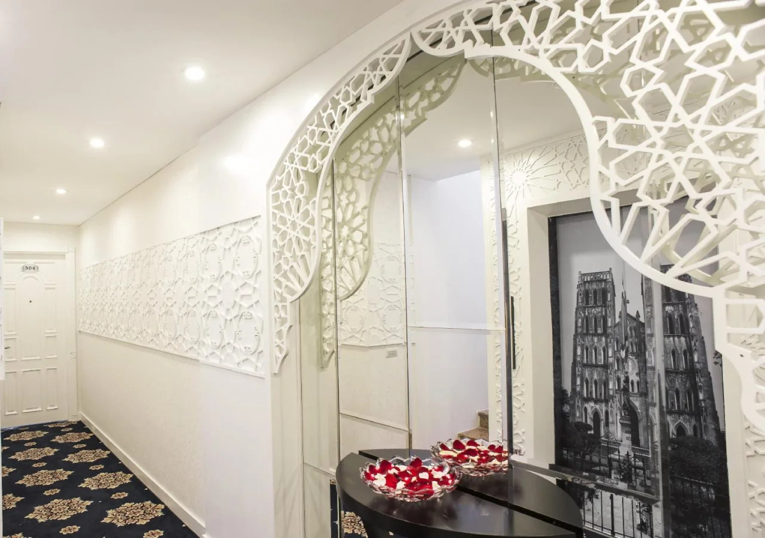 Minerva Church Hotel