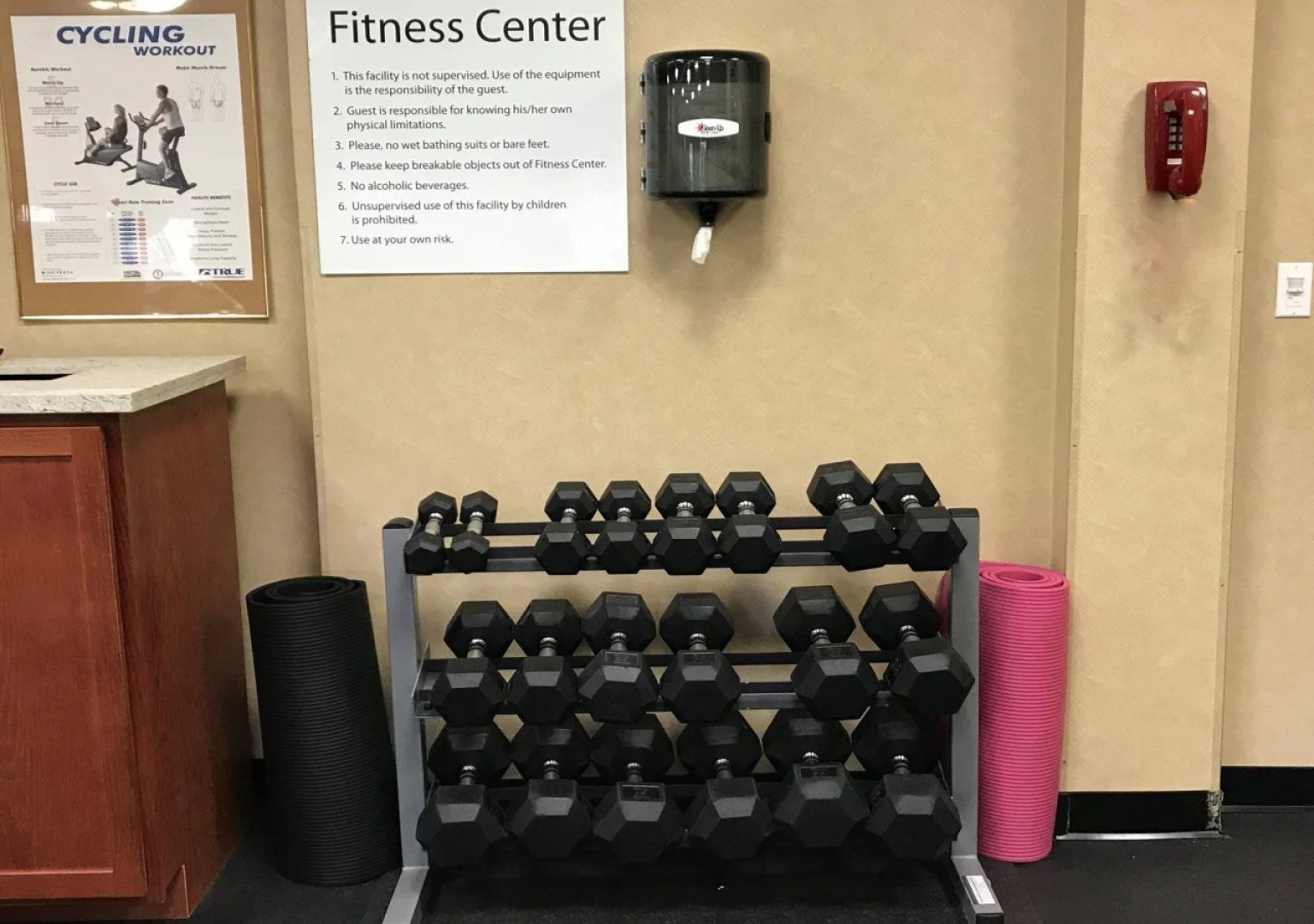 Holiday Inn Express Hotel & Suites Barstow-Outlet Center by IHG